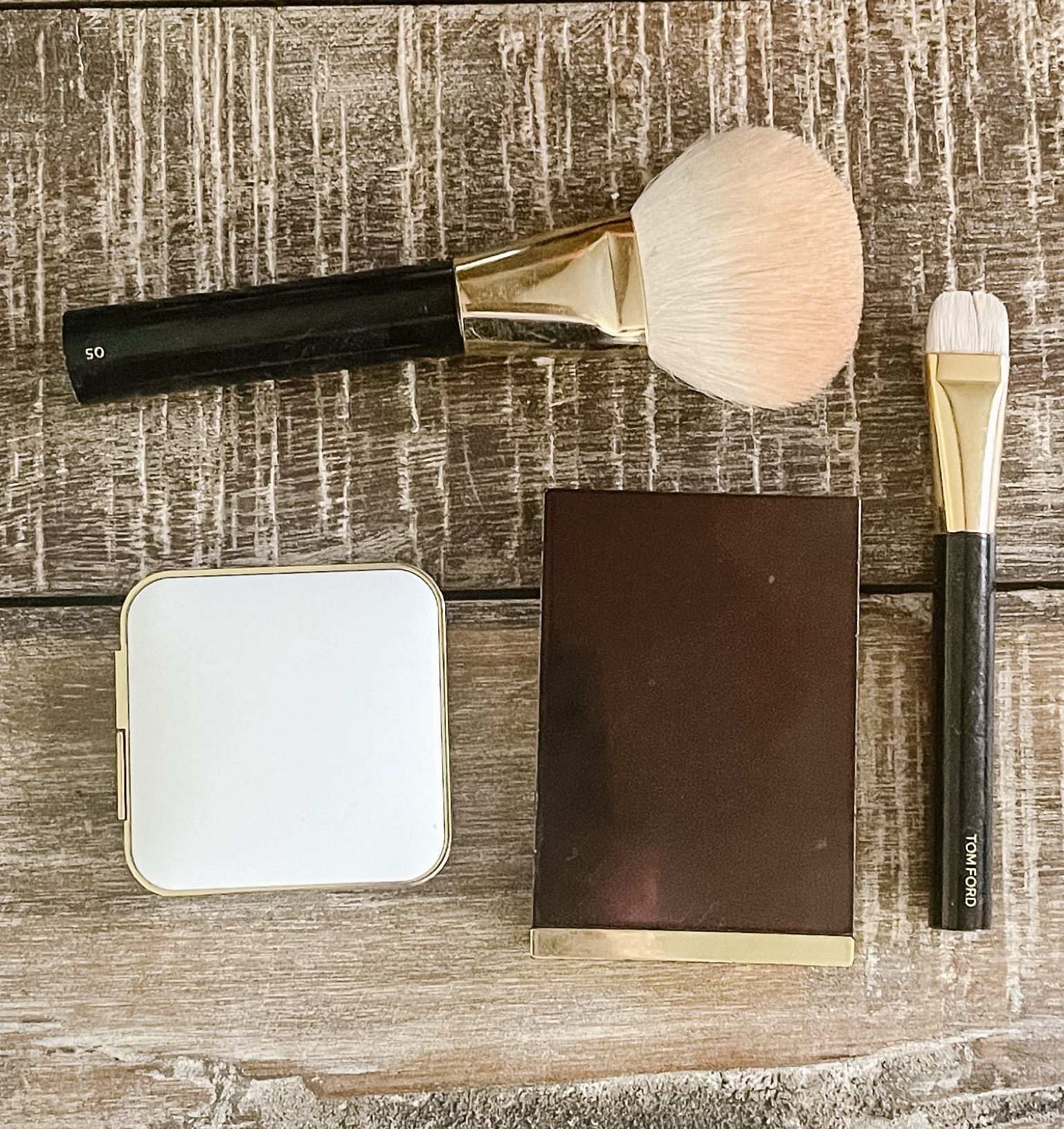 TOM FORD BEAUTY ブロンザー ブラシ 01.jpg