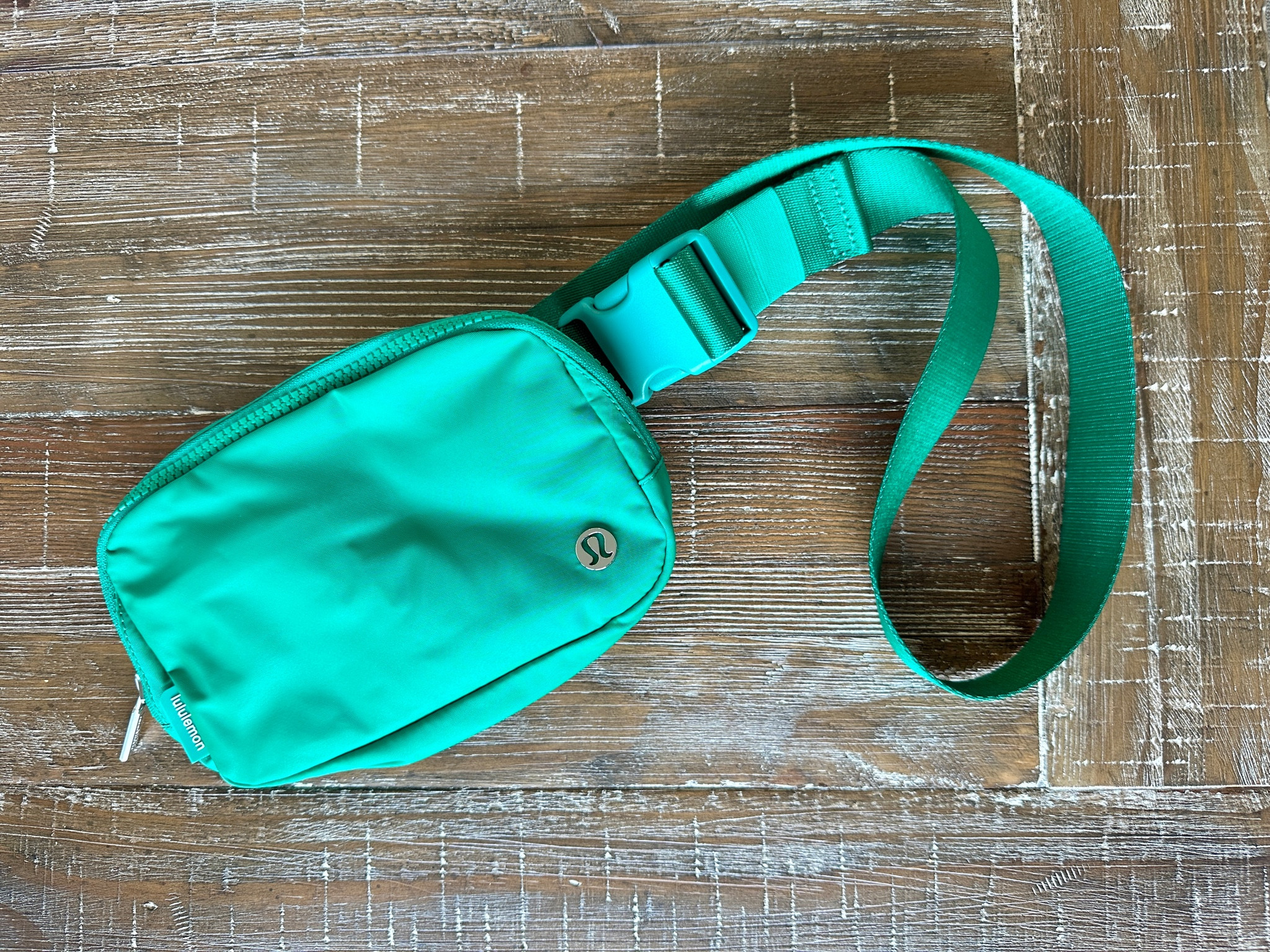 🫶🏻My newest addition to the fam!!! So many great spring and summer color choices!! If you’re heading out on spring break soon nows the time to grab one. I promise you’ll never travel without it!!

#beltbag #beltbags #lululemon #lululemonbeltbag #travelbag #springbreak #springbreaktravel #springbreakbag #springbreakstyle #vacation

#LTKitbag #LTKtravel #LTKSeasonal