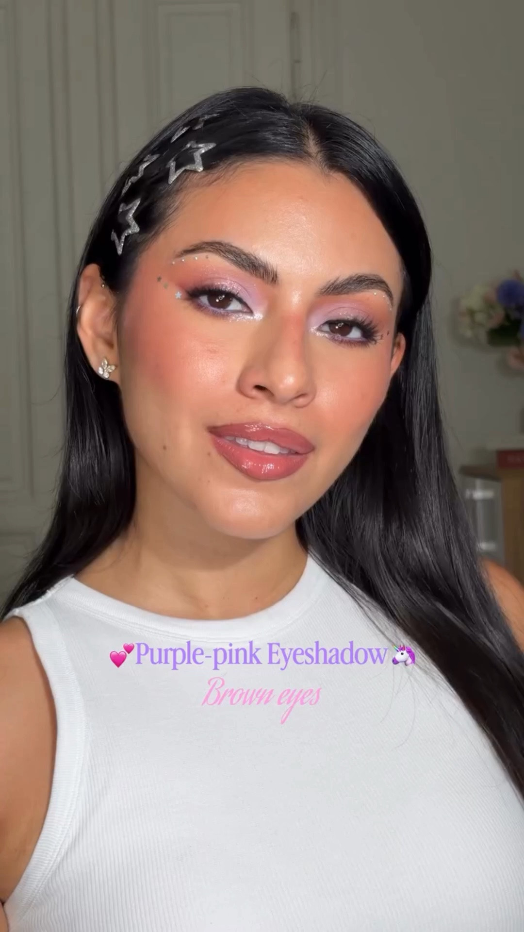 Donauinselfest starts tomorrow 💜✨ I think you’ll look great with this look 🦄💕🥰 

Products: 
@natashadenona bloom palette 
@maccosmeticsgermany purple eyeliner 
@sheglam_official stick crystal jelly , buy at @dm_oesterreich 
#festivalmakeup #colorfulmakeuplook #browneyedgirl #europe