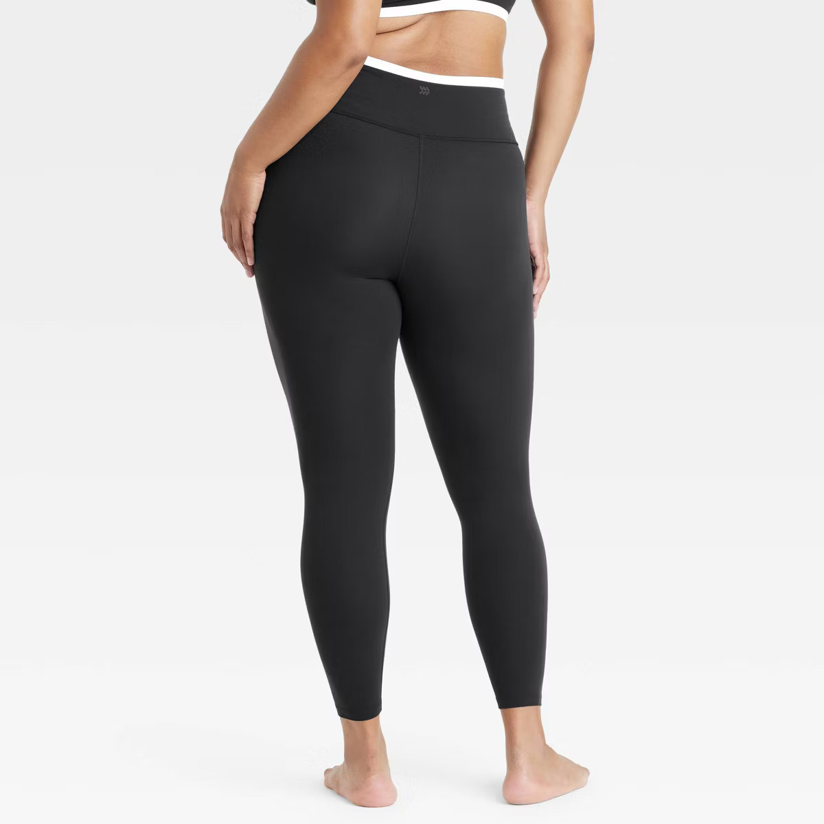 Women's Everyday Soft High-Rise Piped V-Waistband 7/8 Leggings - All In Motion™ | Target