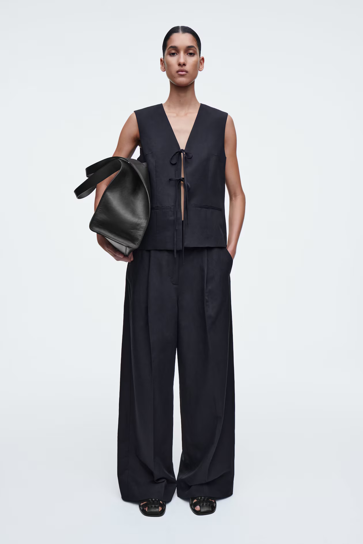 RELAXED LINEN-BLEND WIDE-LEG TROUSERS - NAVY | COS UK