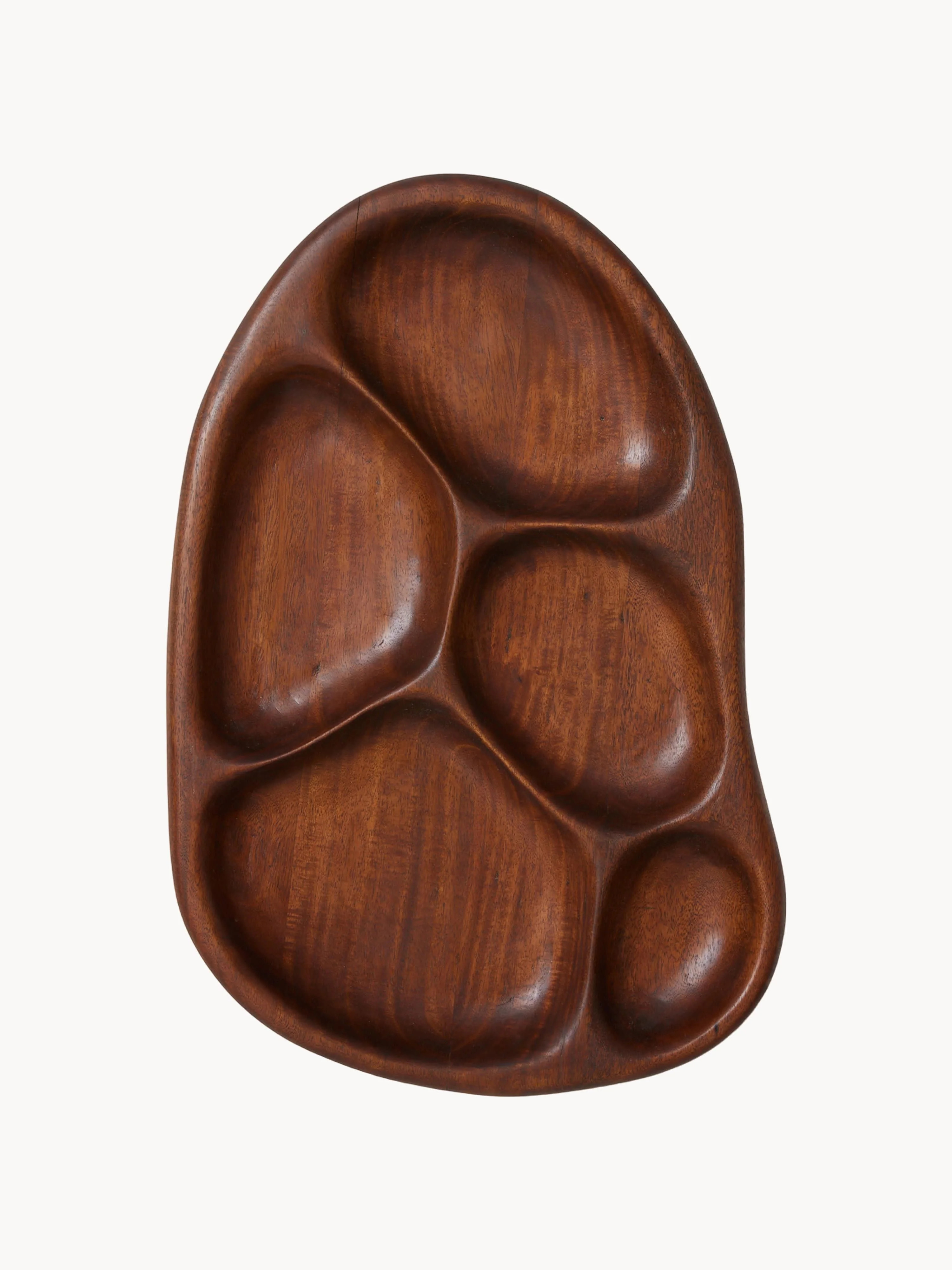 Plateau de service artisanal en acacia Tidy, larg. 40 cm | Westwing EU