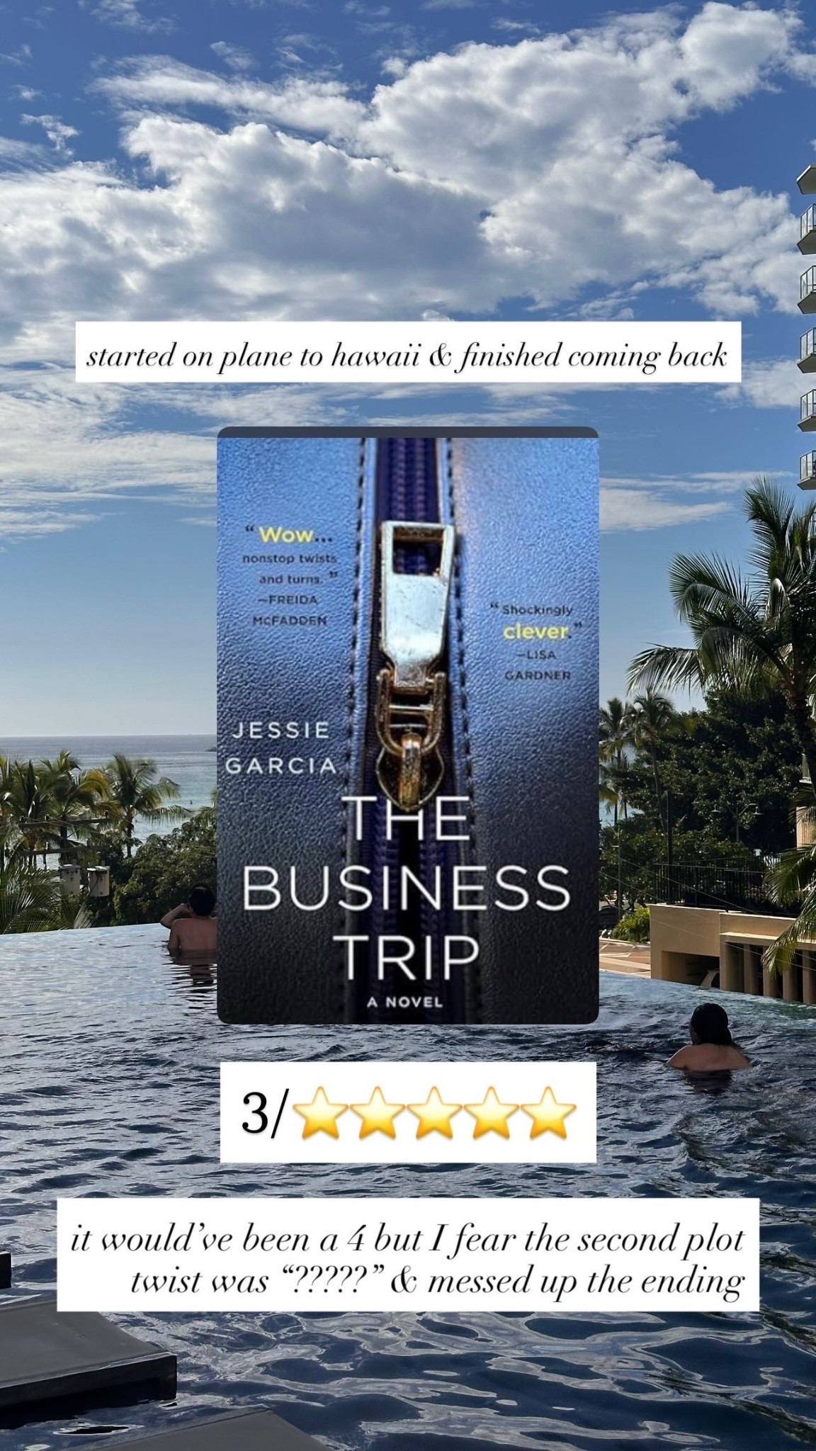 now that I’ve started back reading, one of my favorite things to do is read on a flight! Luckily our flight to Hawaii was long so I had plenty of time to read & sleep 🤣