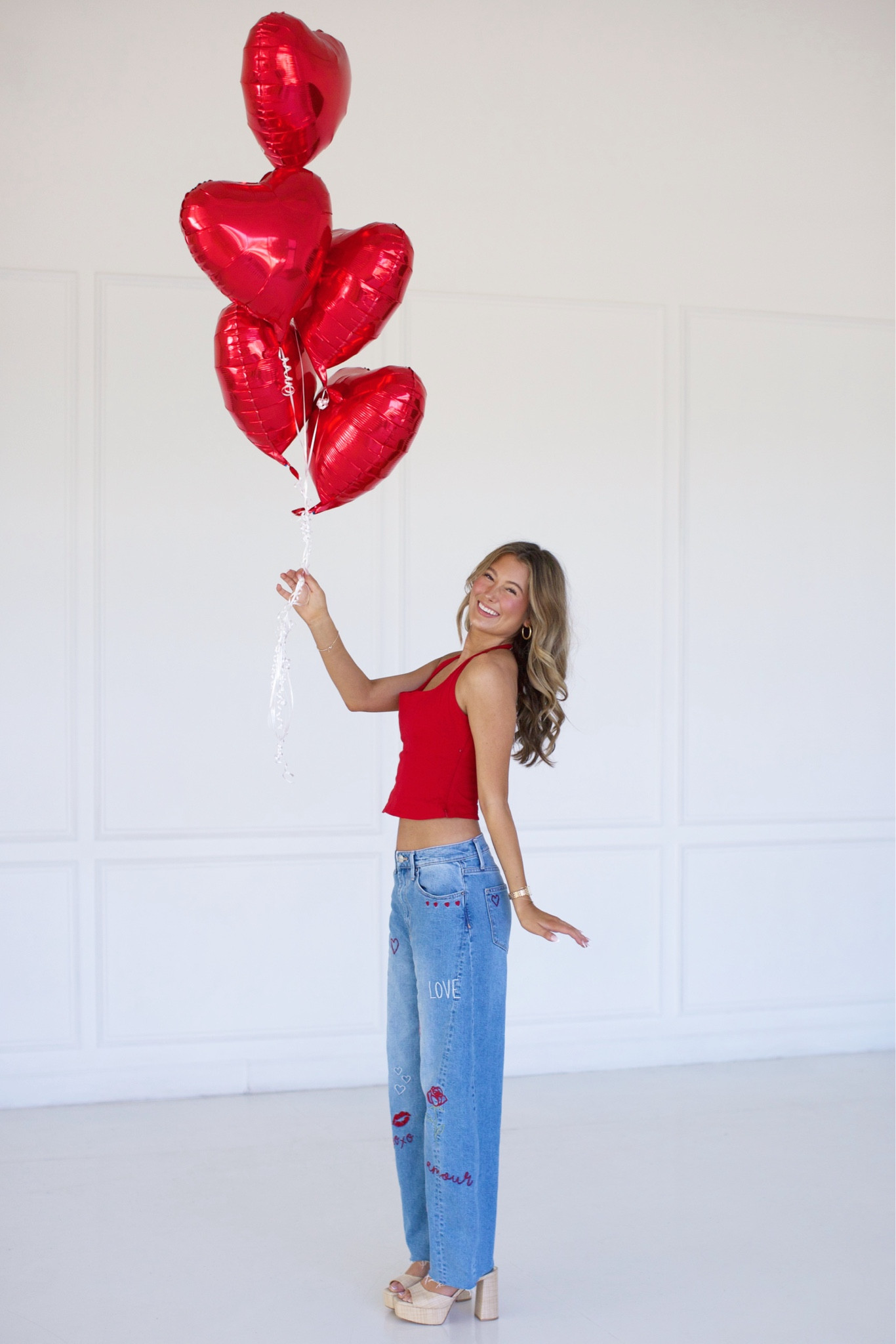 ♥️ ! 
jeans sold out :/ 

#LTKSeasonal #LTKStyleTip #LTKMostLoved