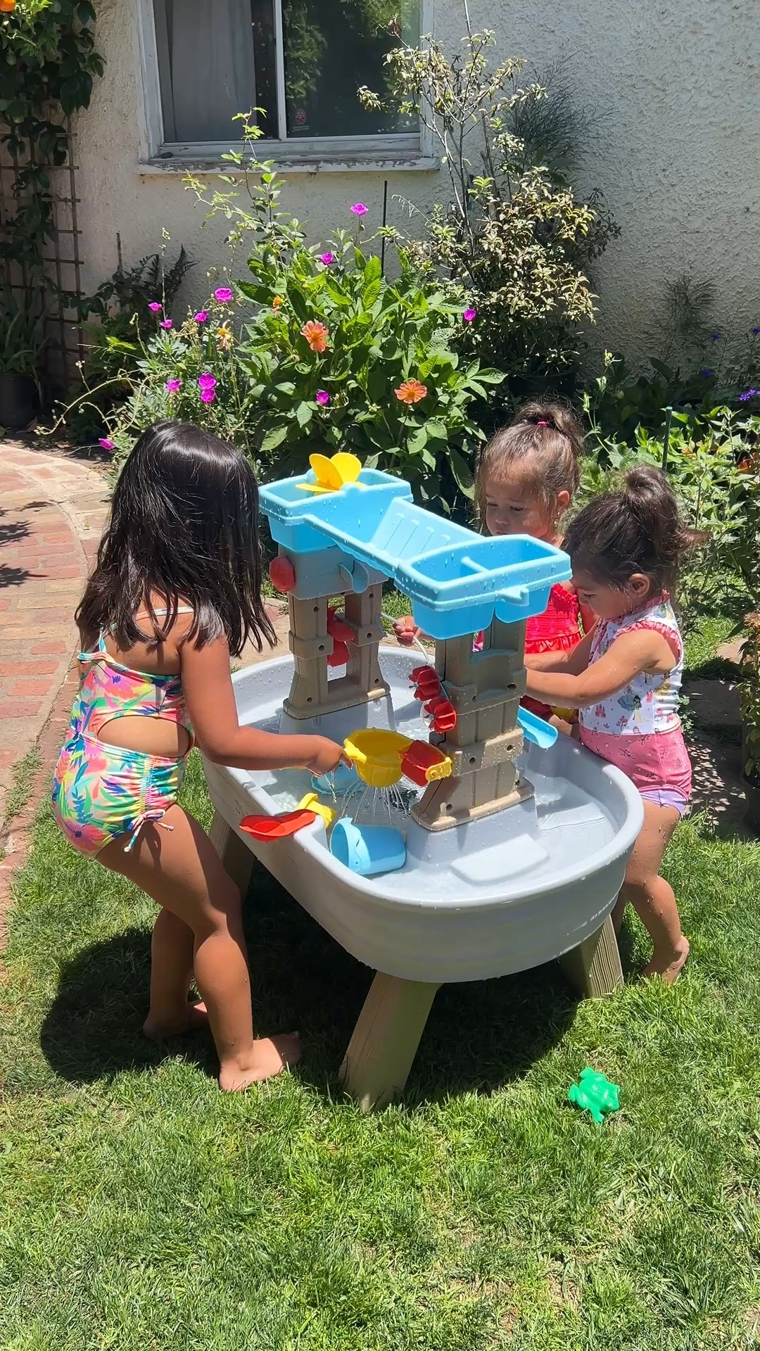 Water table 💦☀️

#LTKSwim #LTKKids #LTKSeasonal