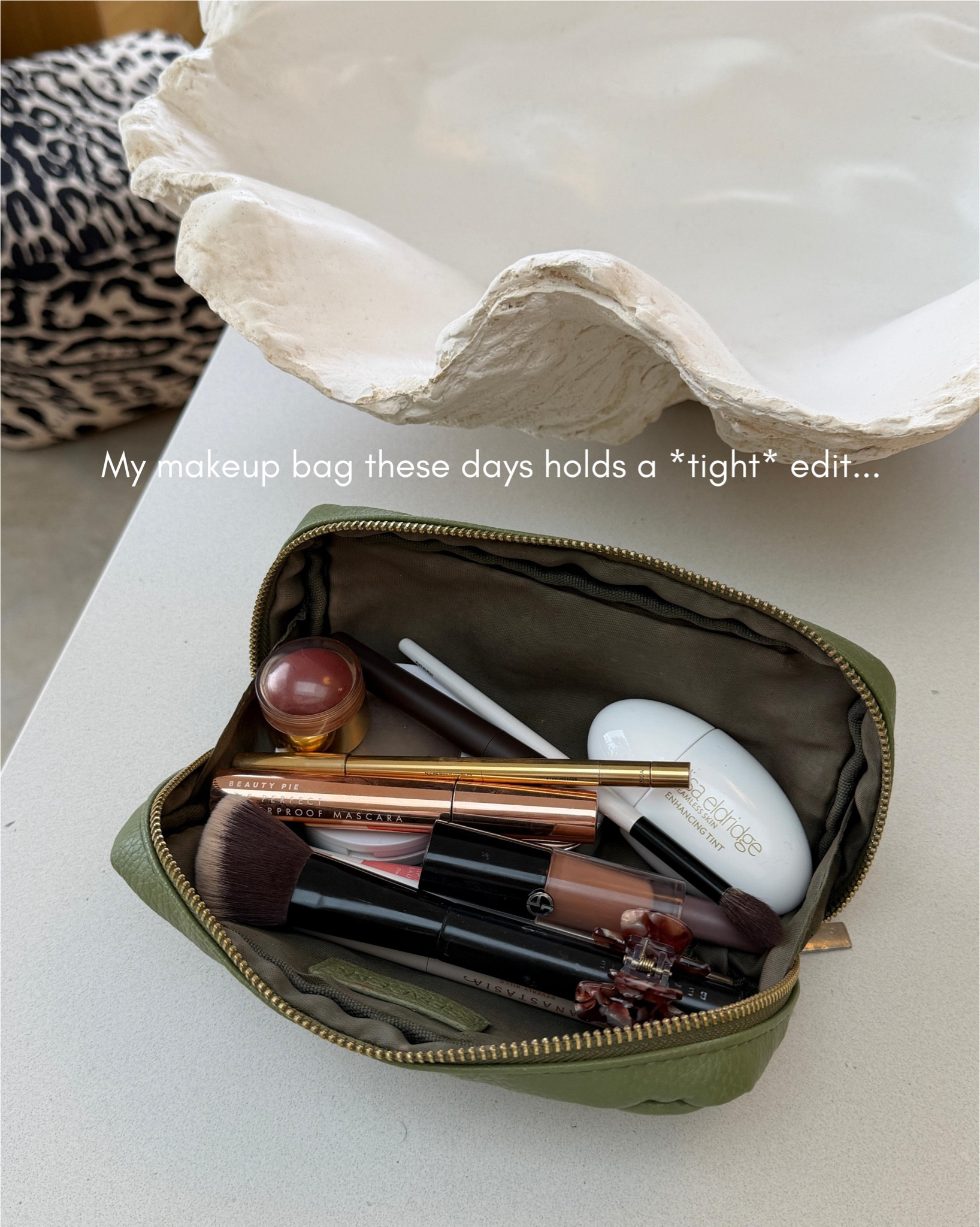 What’s in my makeup bag...

Lisa Eldridge Seamless Skin Tint, shade T8
Glossier Stretch Concealer, shade L2
Lisa Eldridge Concealer, shade 4
Make Up byMario SoftSculpt, shade Medium
Merit Flush Balm, shade Redux
Anastasia BeverlyHills Brow Gel
KJH Nano Set Brow Gel
Beauty Pie Waterproof Mascara
Armani eye tint, shade 22M
Summer Fridays Lip Balm
Merit Lip Liner, shade beverly hills
M.PH Lip Ciggy, shade Slow Burn

#LTKbeauty #LTKspring