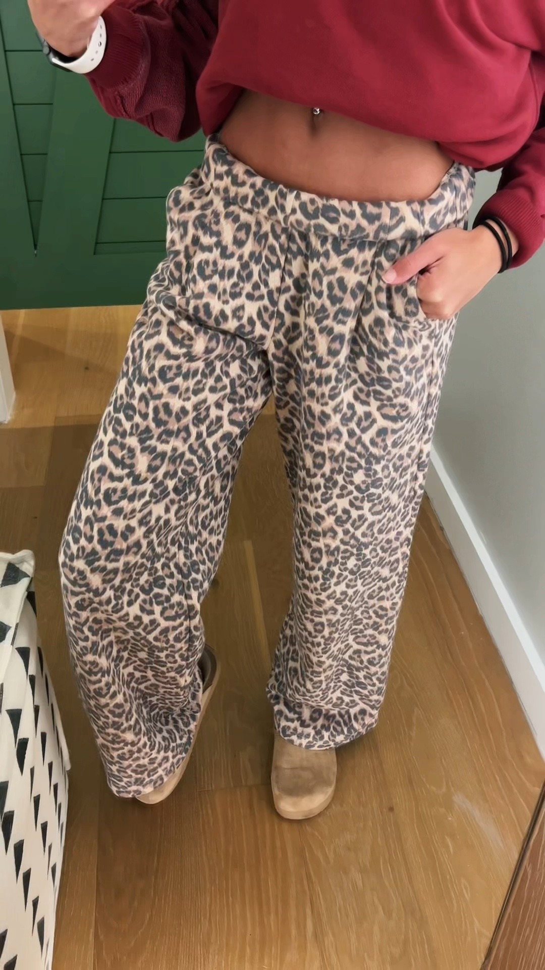 my favorite comfy look for work! being an aerie girl means my closet is full of our product 🦋 the trouser sweatpants are pretty oversized so i went with an xxs! the crewneck is also an xxs and i styled it by tucking it in :) 

#LTKSaleAlert #LTKStyleTip #LTKWatchNow