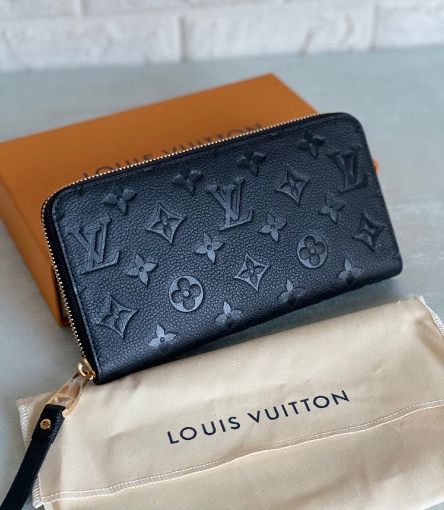 Louis Vuitton wallet #dhgate #dhgatefinds #designerdupes #luxuryforless 

#LTKFind #LTKunder50 #LTKU
