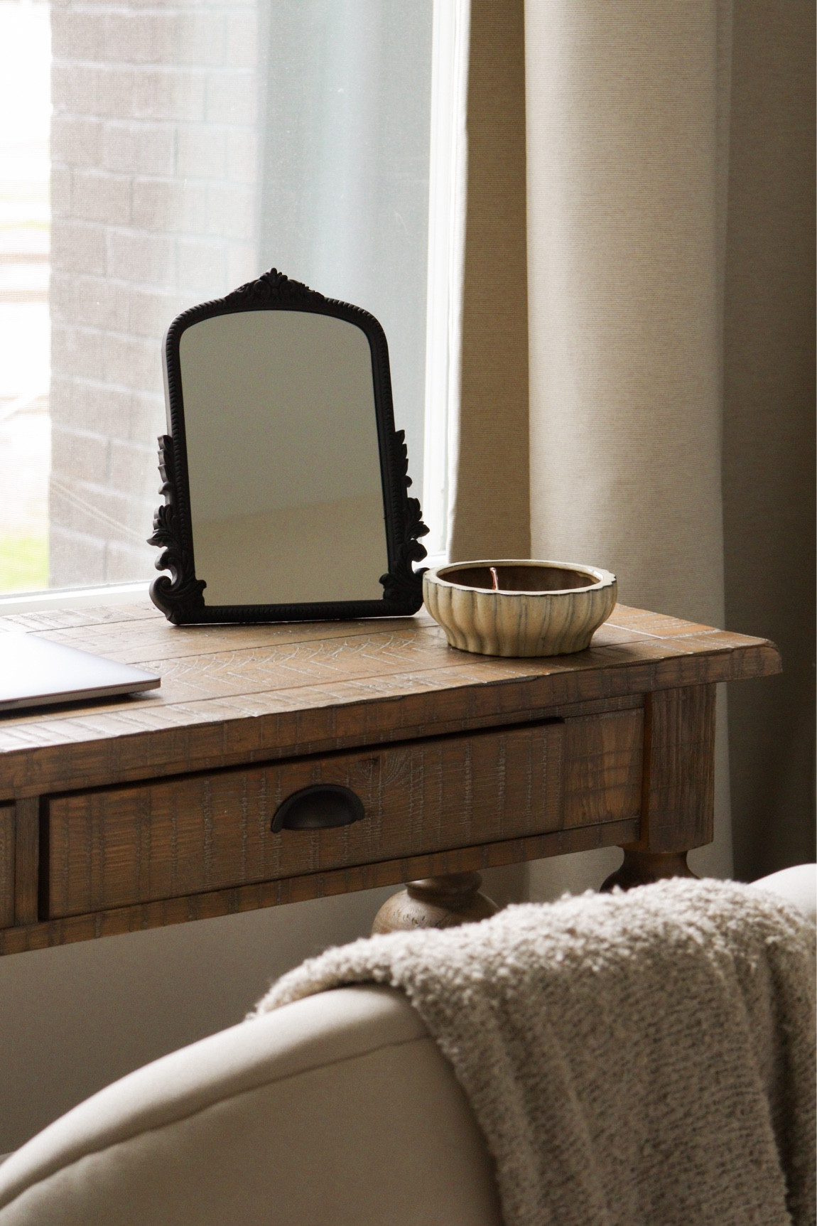 This mirror got a little makeover and now it’s perfect on my desk ☺️🖤



#LTKhome