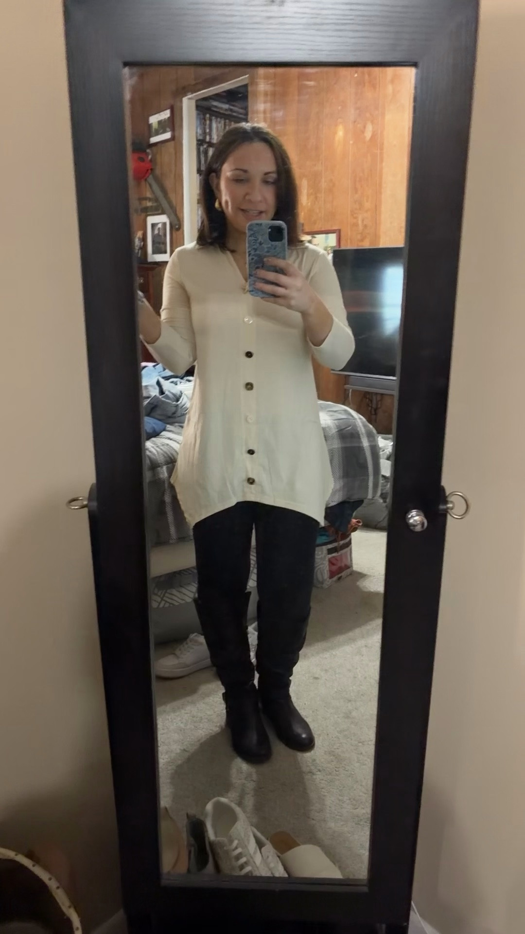 Perfect tunic for petites - size small

#LTKootd #LTKgrwm #LTKPetite