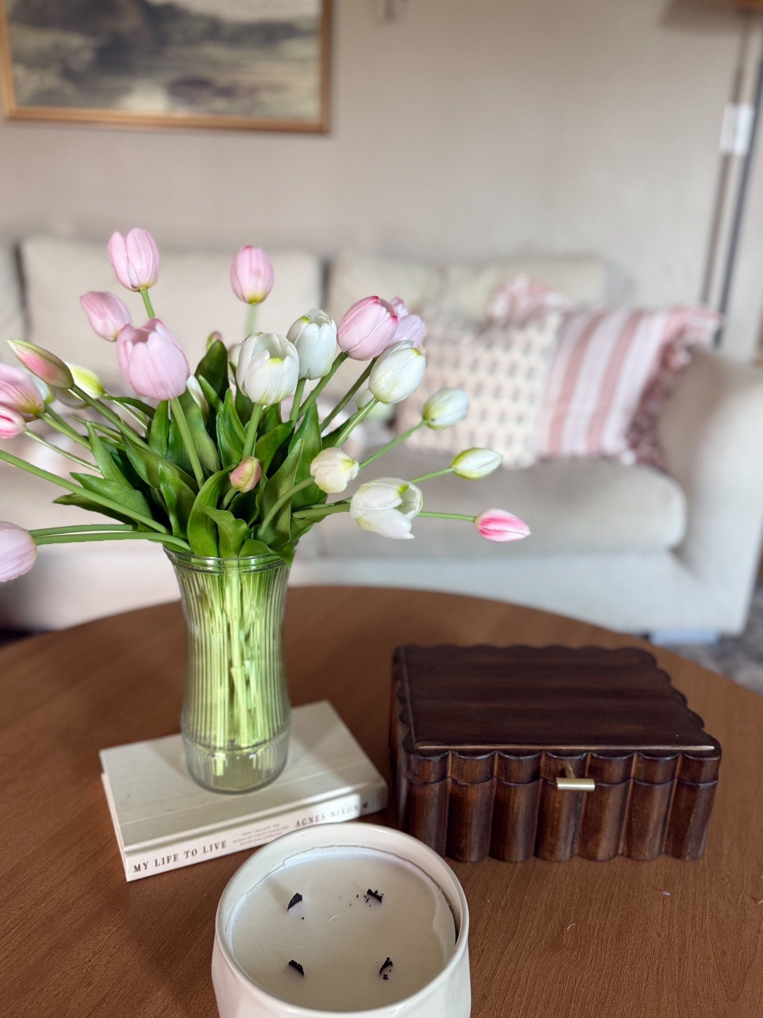 Lowest price I’ve seen on these tulips! 🌷 I have the light pink and white in the A-Style!

#LTKSeasonal #LTKHome #LTKSaleAlert