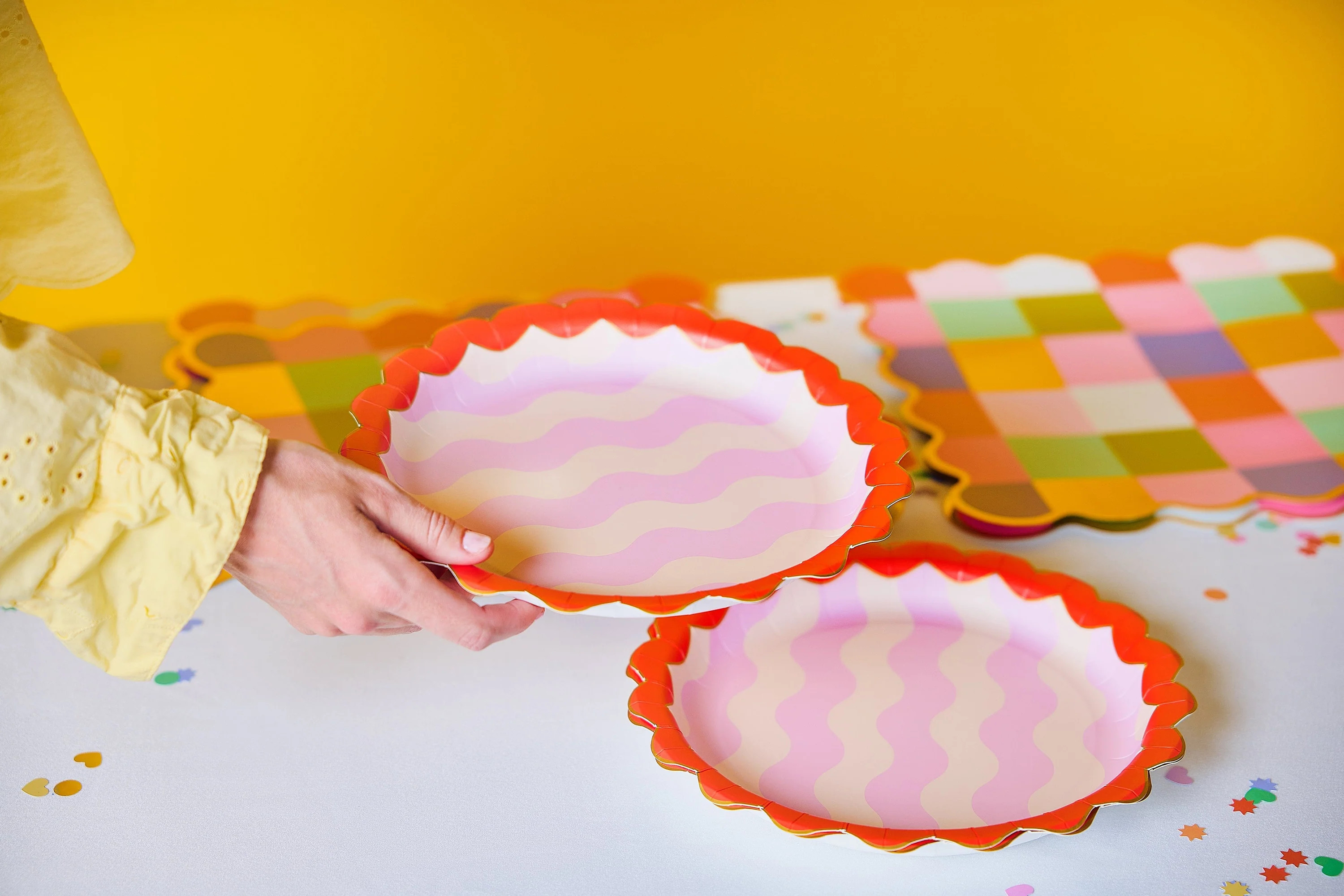 Wavy Wishes Dinner Plates | Packed Party | Packed Party