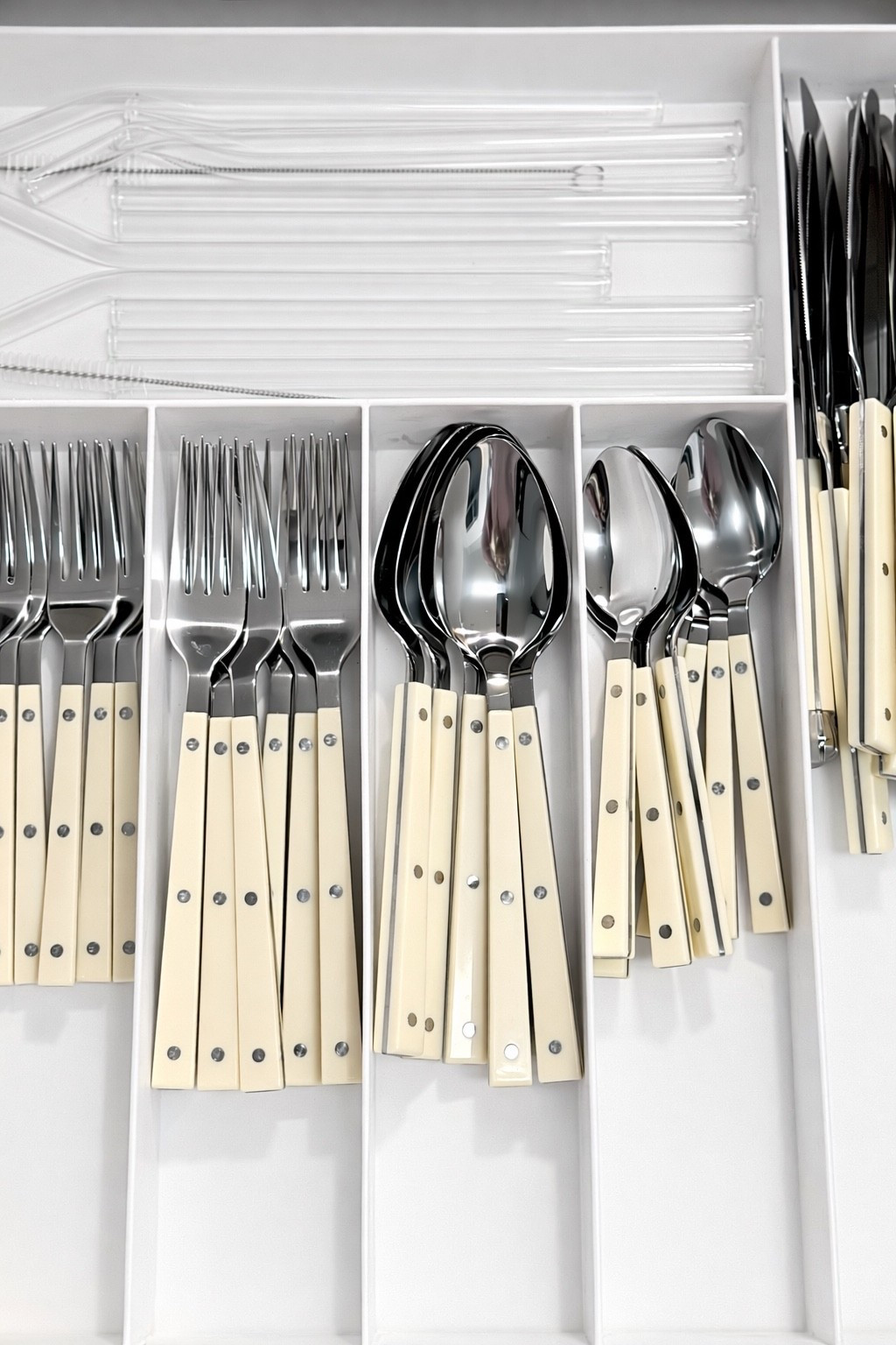 Neutral Home | Cream Silverware | Stylish Flatware | Affordable Price | Quality | Target Home | Glass Straws 

#LTKfoodie #LTKHome