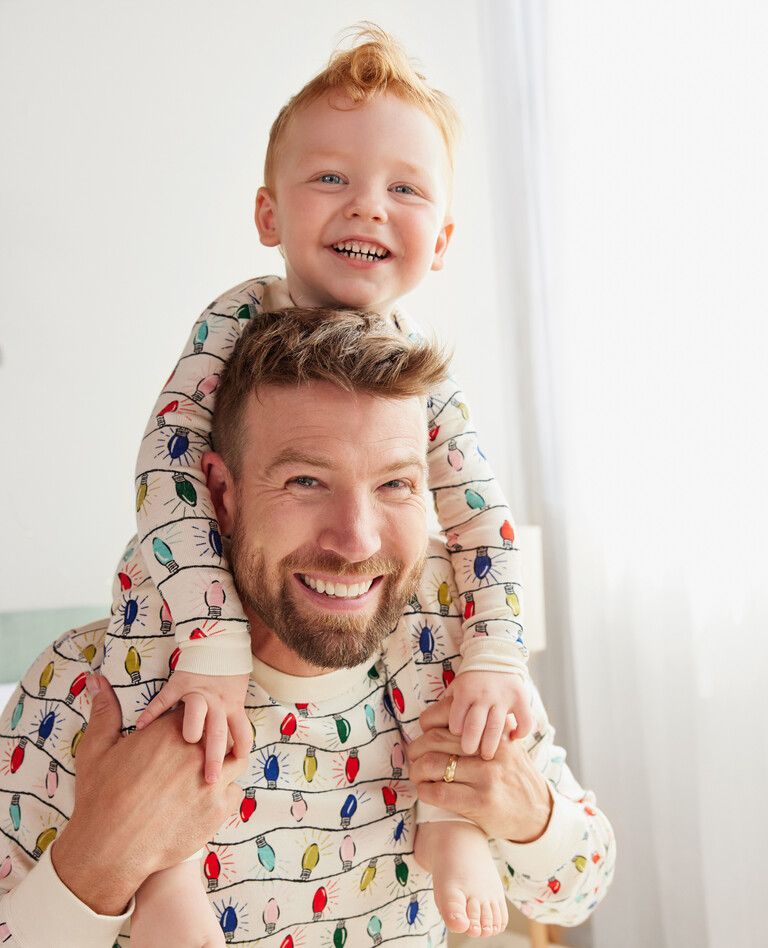 Bright Bulbs Matching Family Pajamas​ | Hanna Andersson | Hanna Andersson