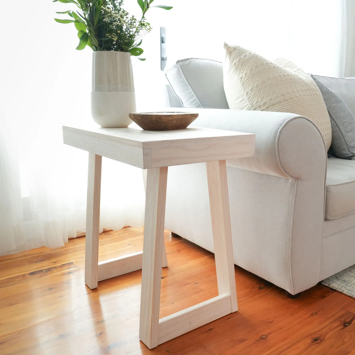 Classic Rectangular Side Table - 25 | Plank+Beam