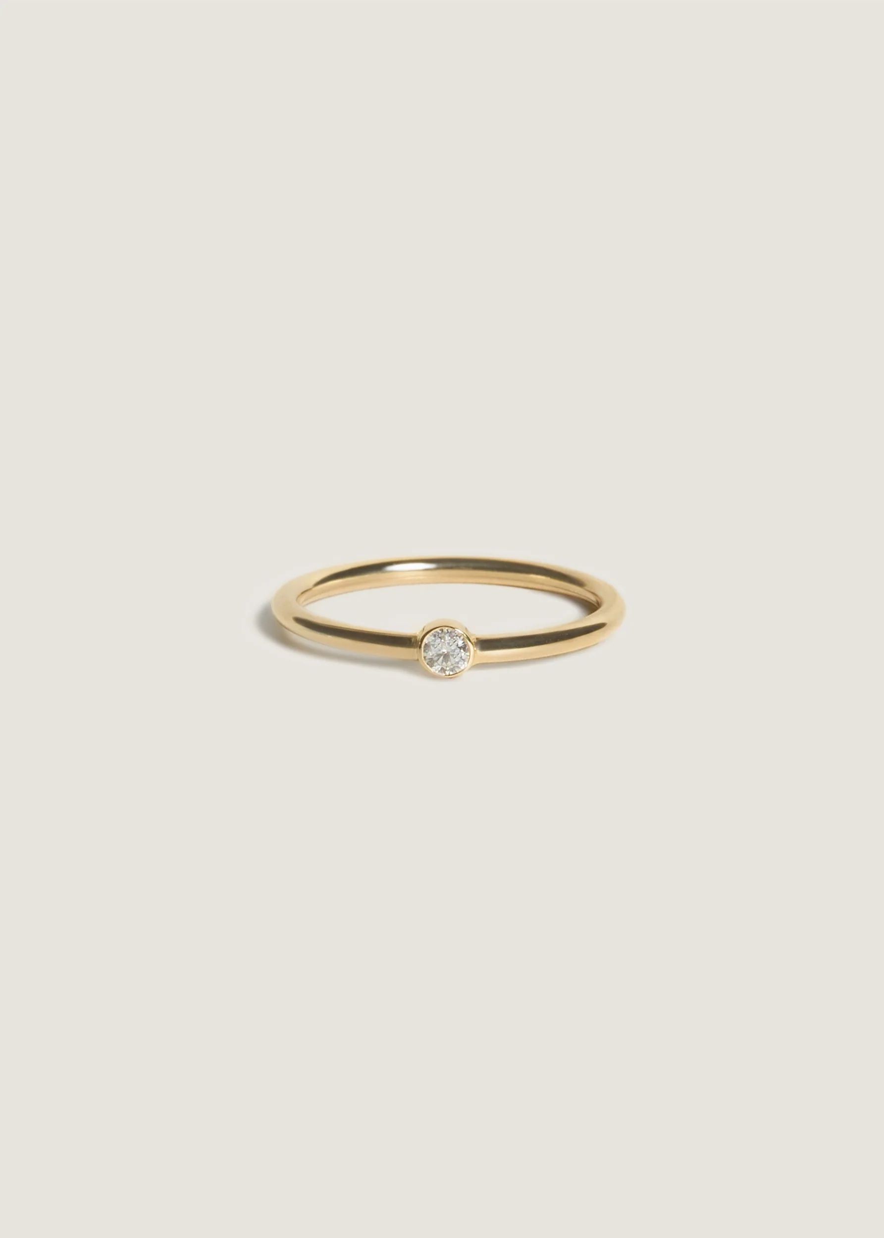 Petite Fleur Round Ring Diamond - Kinn | Kinn