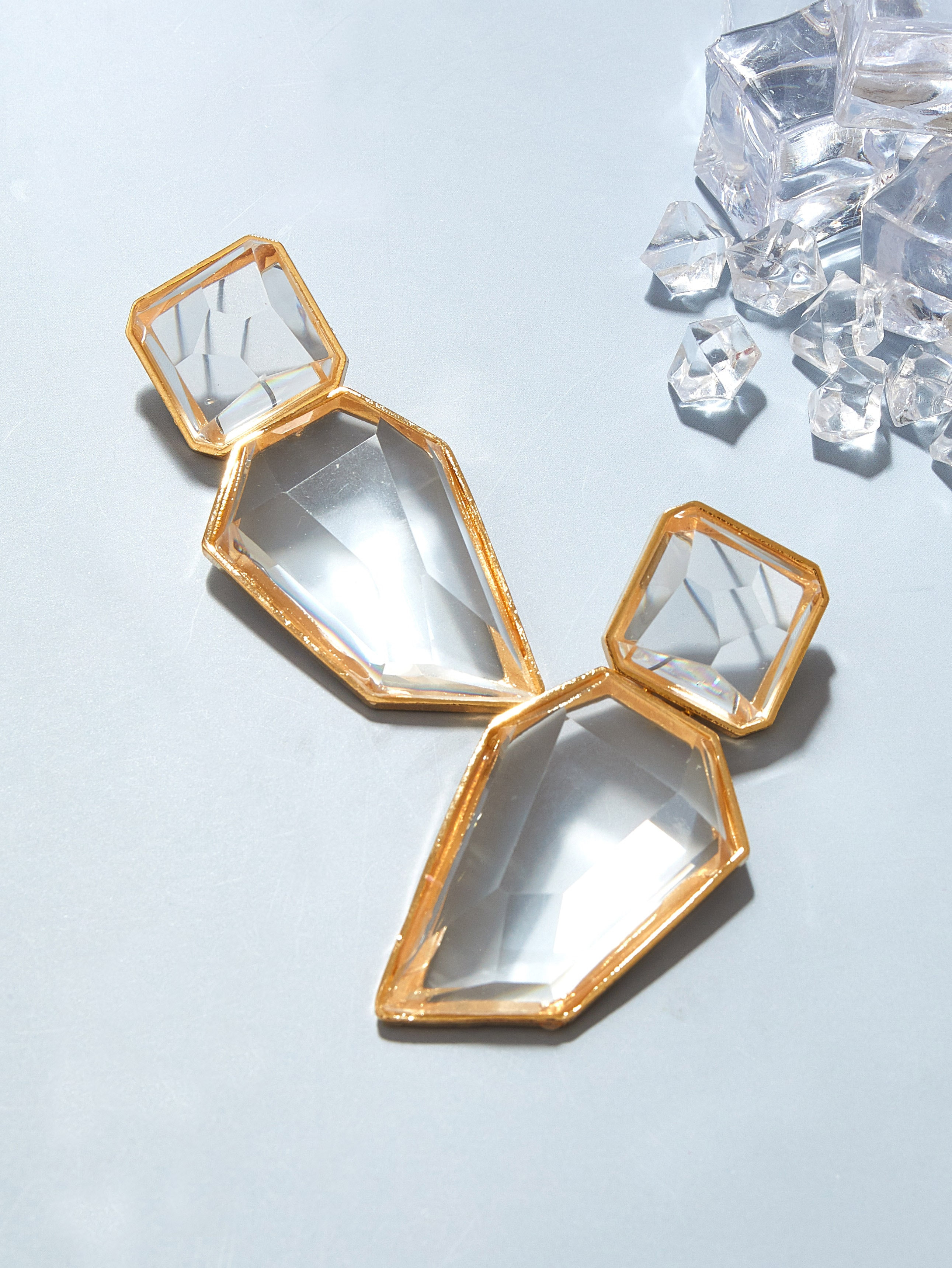 1pair Crystal Decor Drop Earrings | SHEIN