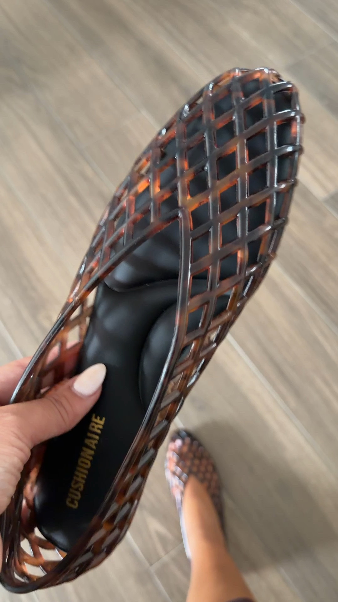 The most comfortable fall shoe ever! Loving these mesh jelly flats! More colors to choose from. 
Amazon fashion
Fall fashion

#LTKgrwm #LTKootd #LTKmomlife