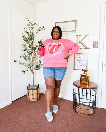 Casual plus size Summer outfit inspo. 

#LTKplussize #LTKfindsunder50 #LTKSeasonal