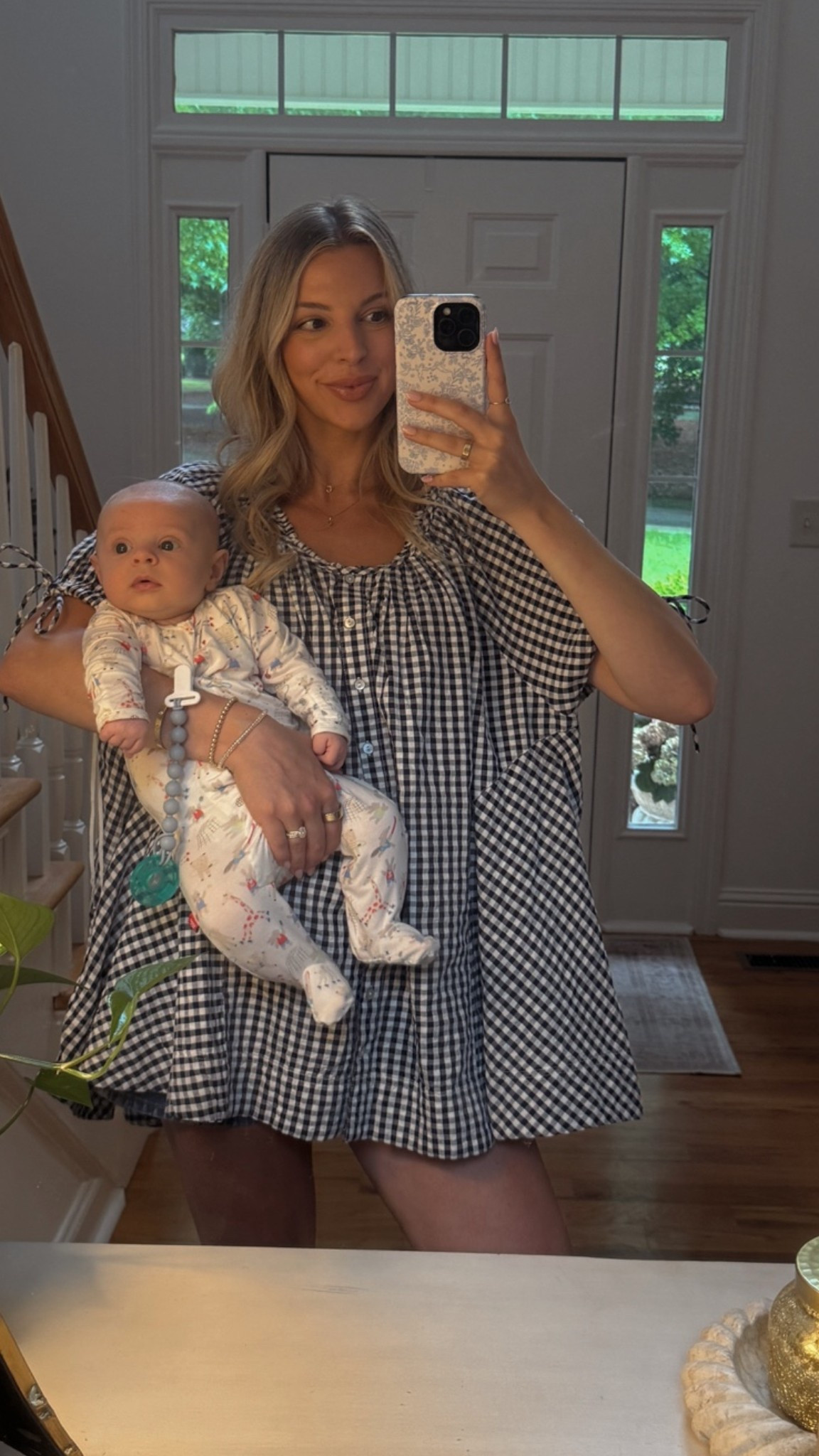 Cutie gingham tunic! Wearing size medium 🩵

#LTKootd #LTKmomlife #LTKgrwm