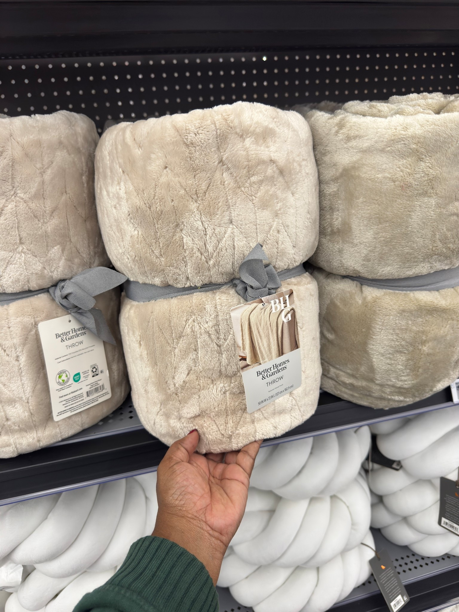 Everything’s linked for you. Enjoy shopping, friend. Let me know if you need anything! xo ✨ 

 

#LTKCyberWeek #LTKGiftGuide #LTKHoliday