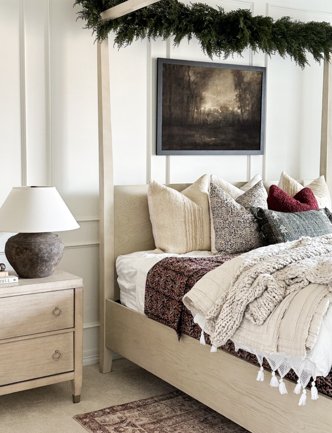 Christmas bedroom. Holiday bedroom

#LTKhome #LTKSeasonal #LTKHoliday