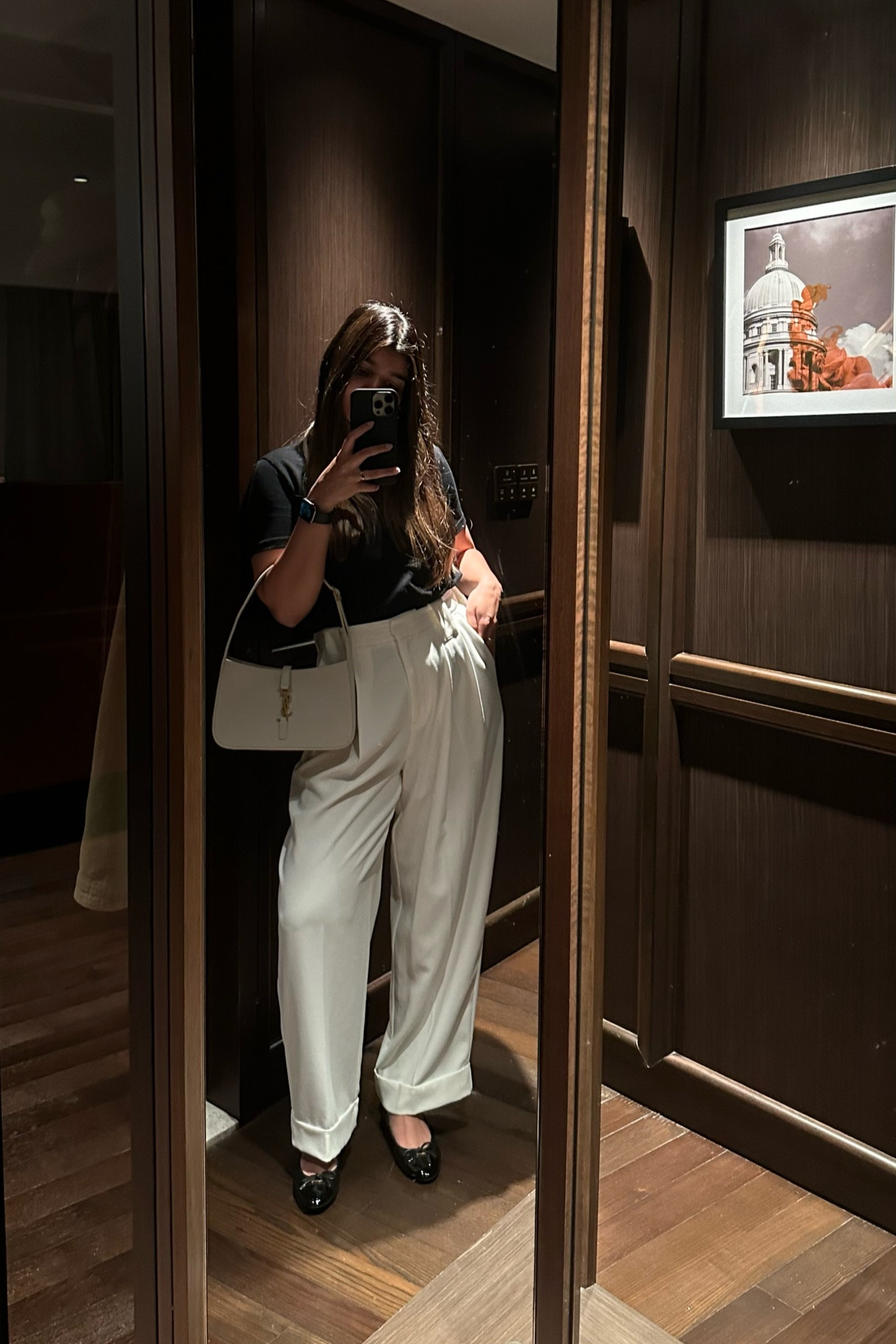 The best trousers! 

#LTKeurope #LTKfindsunder100 #LTKstyletip