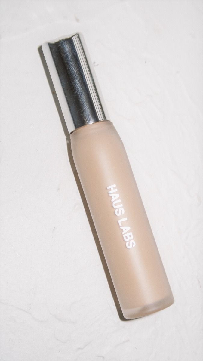 My new favourite concealer . My shade 22 light peach 