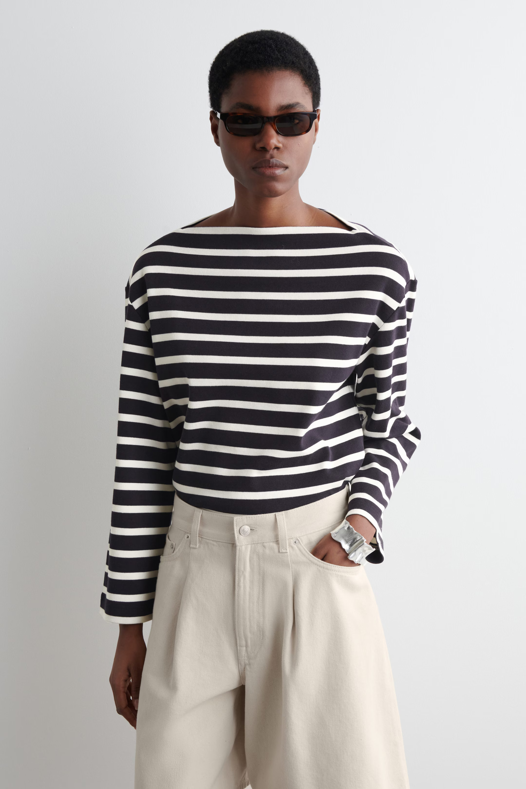 STRIPED BOAT-NECK TOP - NAVY / STRIPED | COS | COS (AU)