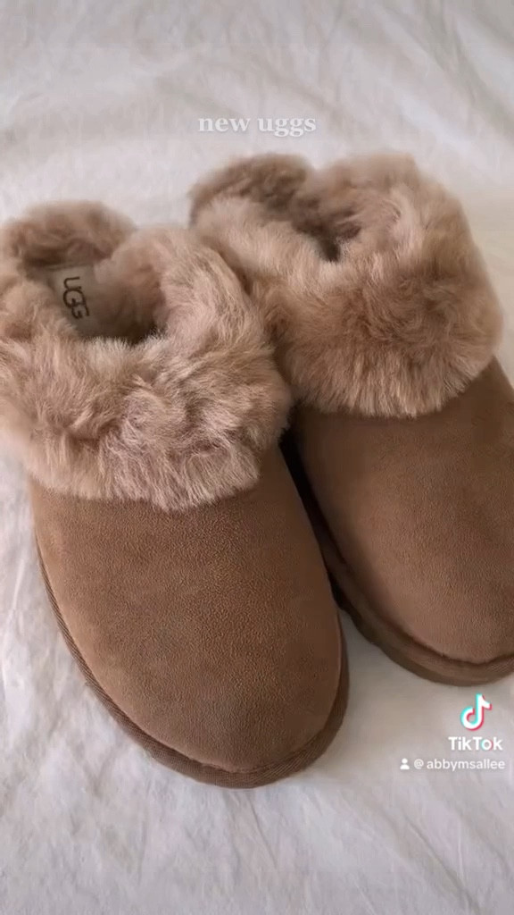Uggs classic slipper II

#LTKU #LTKGiftGuide #LTKSeasonal