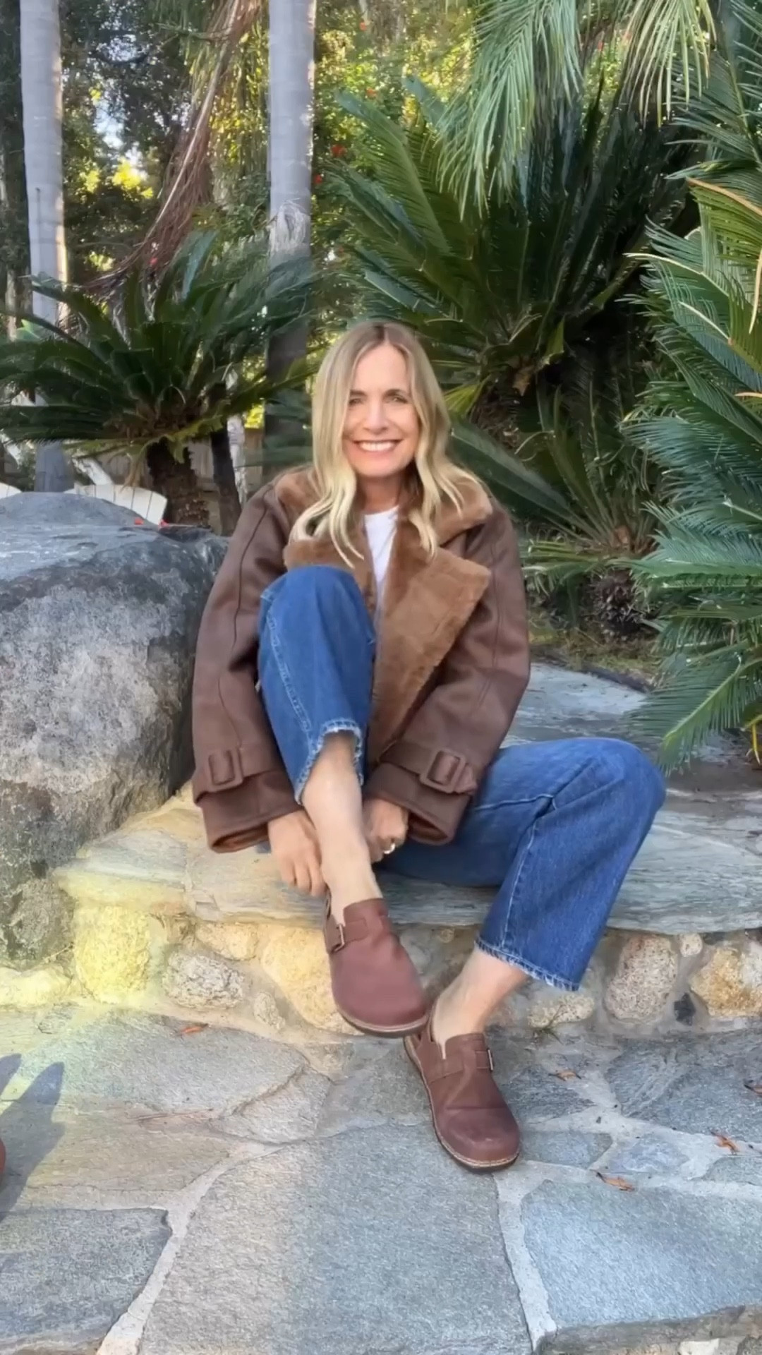 For my over 50 ladies…this is such a comfy jacket! 
It’s a Sherpa lined faux leather jacket! 
This is so comfy! 

I’m 5’4” wearing XS and 25. Shoes are tts.



#LTKHoliday #LTKOver40 #LTKStyleTip
