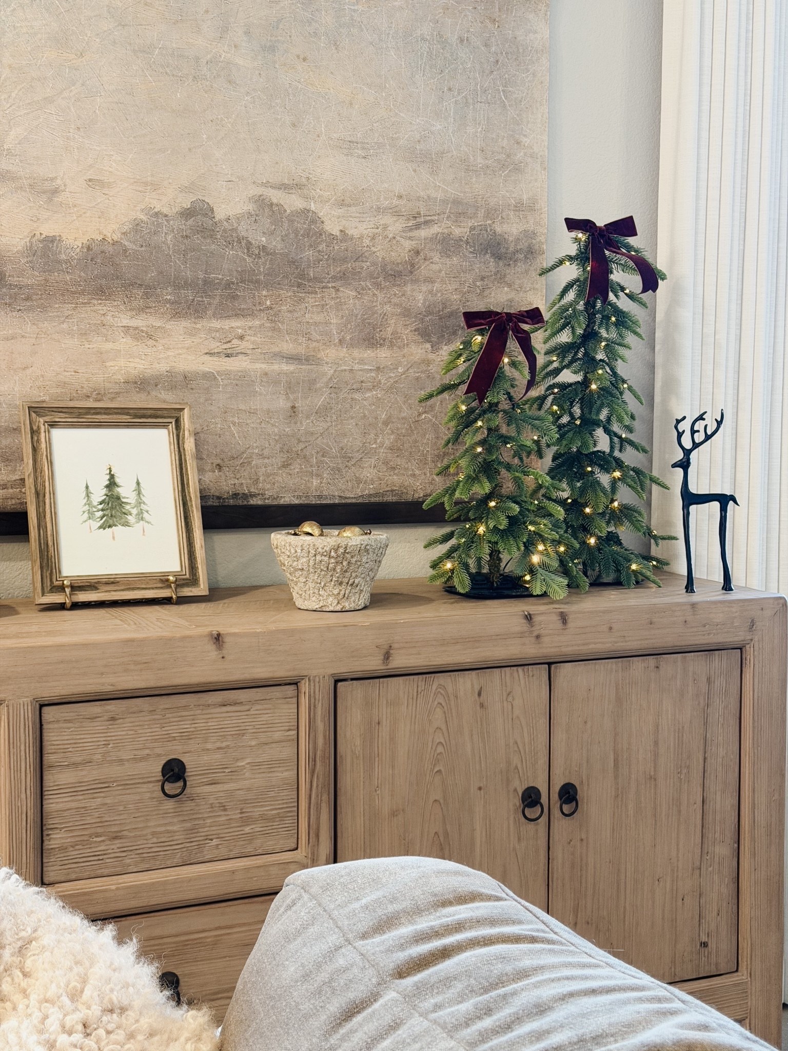 droopy trees 🤤 

#LTKHoliday #LTKHome