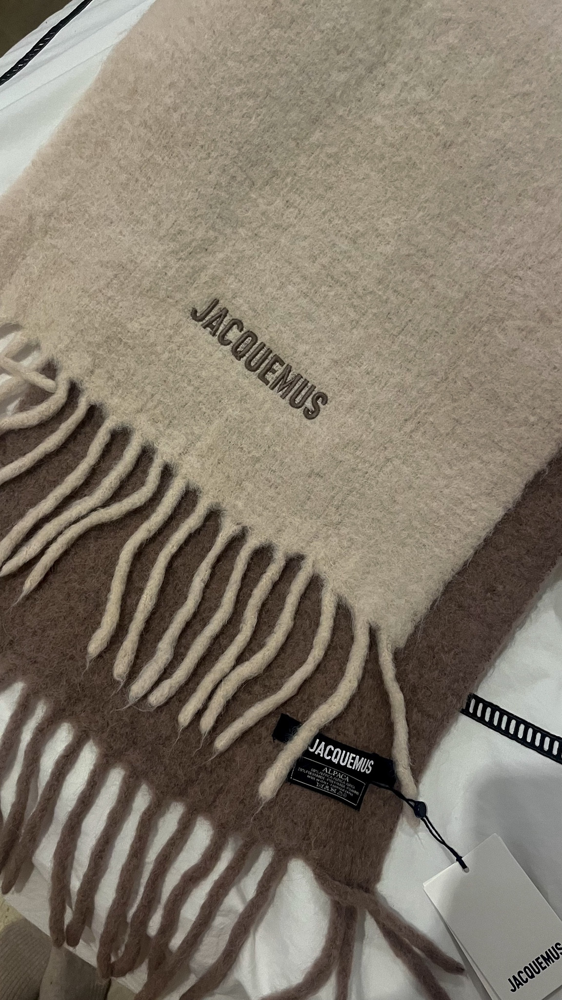 JACQUEMUS
L'écharpe Moisson alpaca-blend scarf 🤎

#LTKstyletip #LTKeurope #LTKSeasonal
