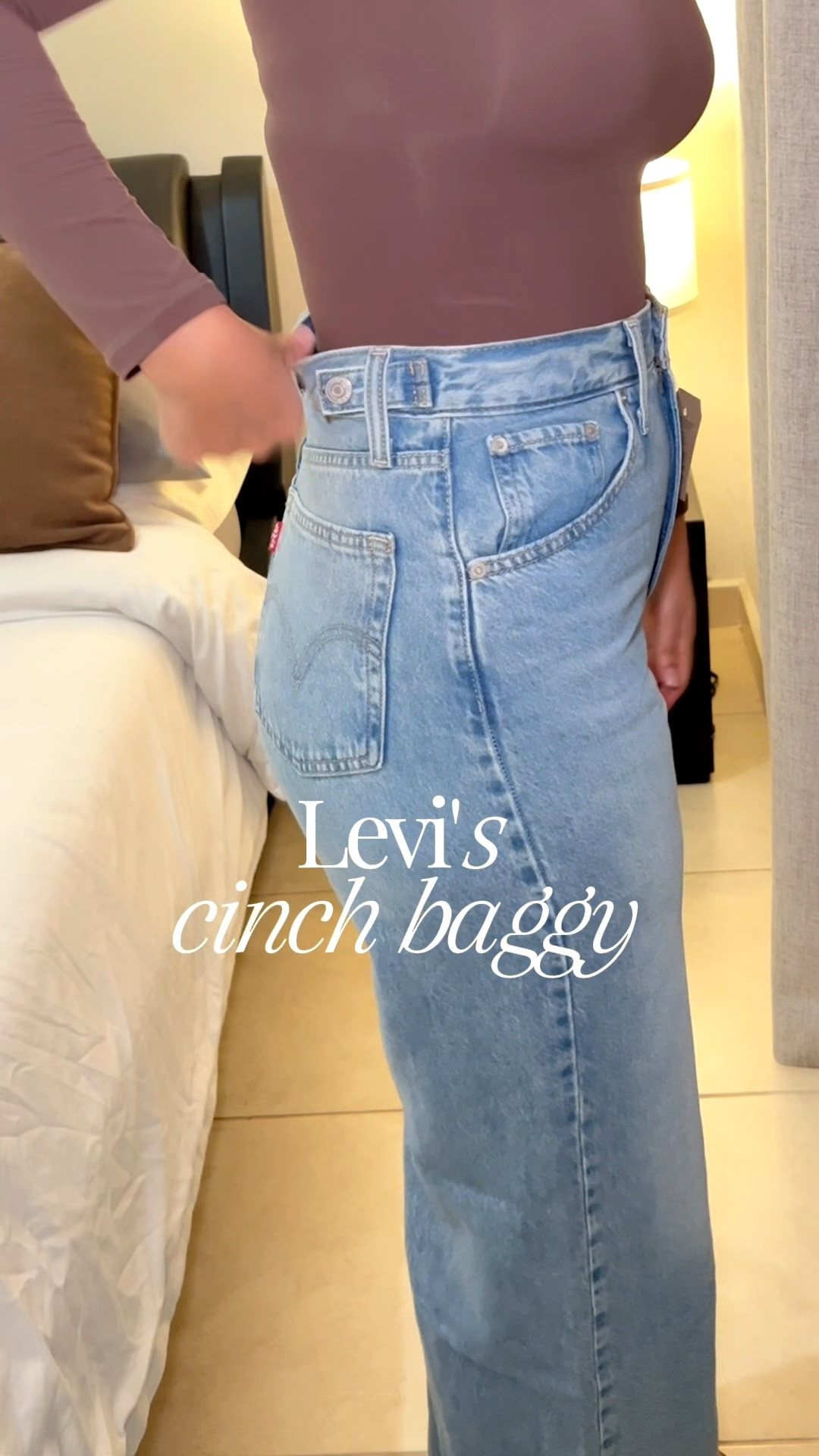 Levi's Cinch Baggy jeans 👖😍😳 #cinchbaggy #levis #jeansviraltiktok

#LTKStyleTip #LTKHoliday #LTKHalloween
