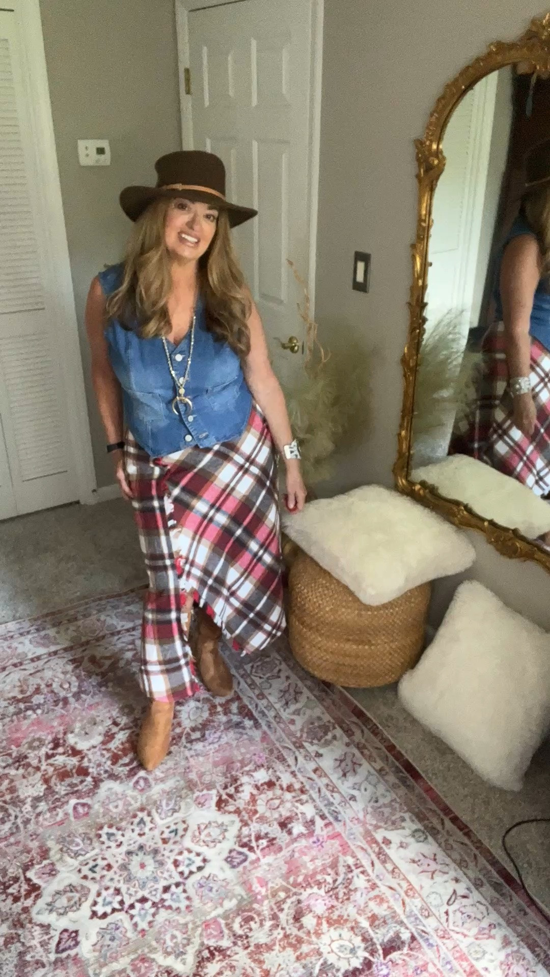 Red flannel skirt with a fringe asymmetrical split! Its giving Fall western vibes and anything with fringe is definitely trending.

#LTKSeasonal #LTKgrwm #LTKootd