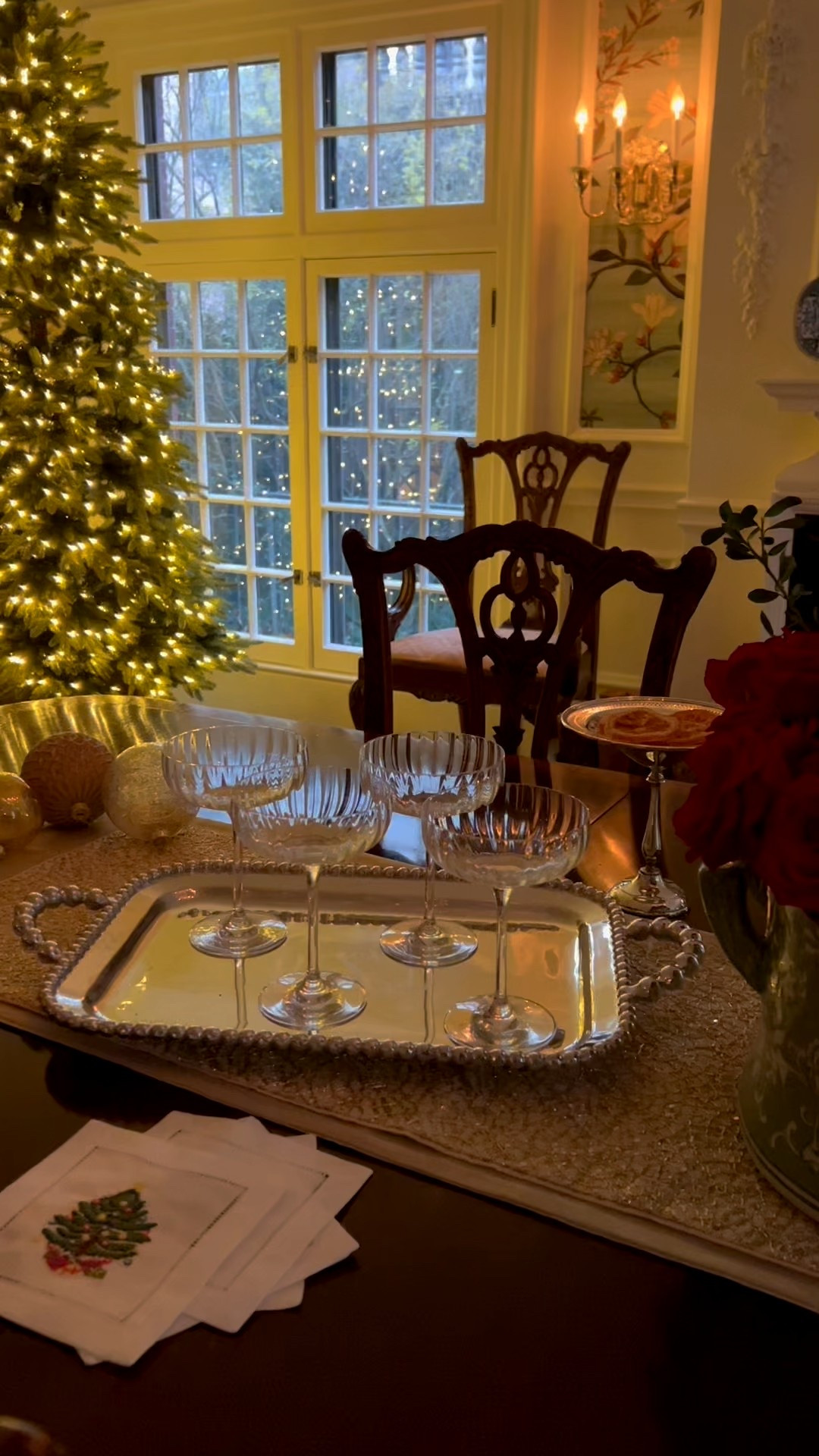 Creating the most enchanting cranberry wreath ice molds for holiday Prosecco, and they look absolutely exquisite in my newly acquired @VilleroyBochusa Rose Garden Coupe Champagne Glasses.
There is something so timeless about a coupe glass, and the Rose Garden collection elevates every sip with its romantic silhouette. Paired with these delicate cranberry ice rings, each glass becomes its own little celebration. 

Here's to creating beauty in the small things... and to celebrating the season in style with @villeroybochusa
#villeroybochusa

#LTKHome #LTKGiftGuide #LTKHoliday