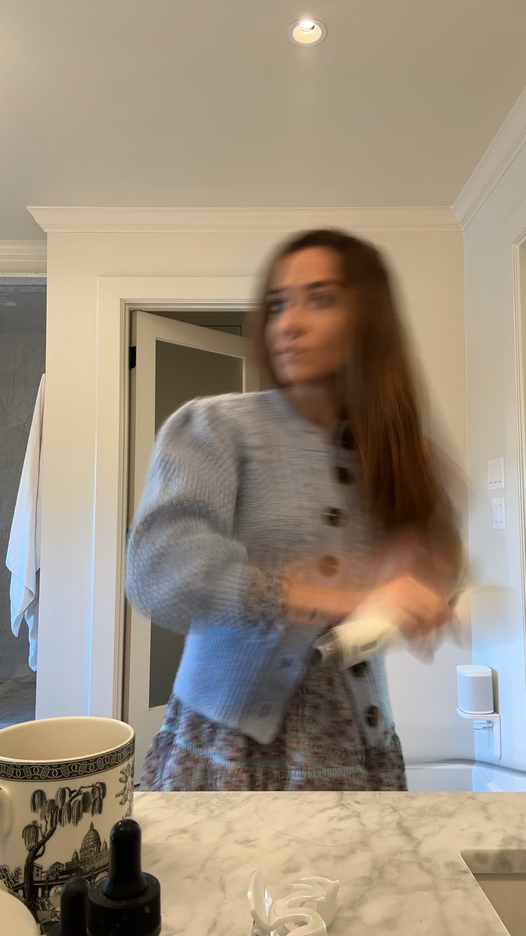 GRWM - taming my wild mane in the morning 