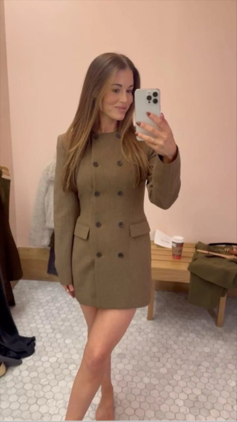 I cannot get over how cute this dress is! I love the buttons and pocket details on the fronts. The fit, the color, everything is perfection. You cannot go wrong with having a piece like this in your closet!

If you want to make this outfit a little warmer, add some tights and a nice coat!

Aritzia outfits
Fall outfits
Aritzia dress
Workwear dress

#LTKootd #LTKGiftGuide #LTKWorkwear