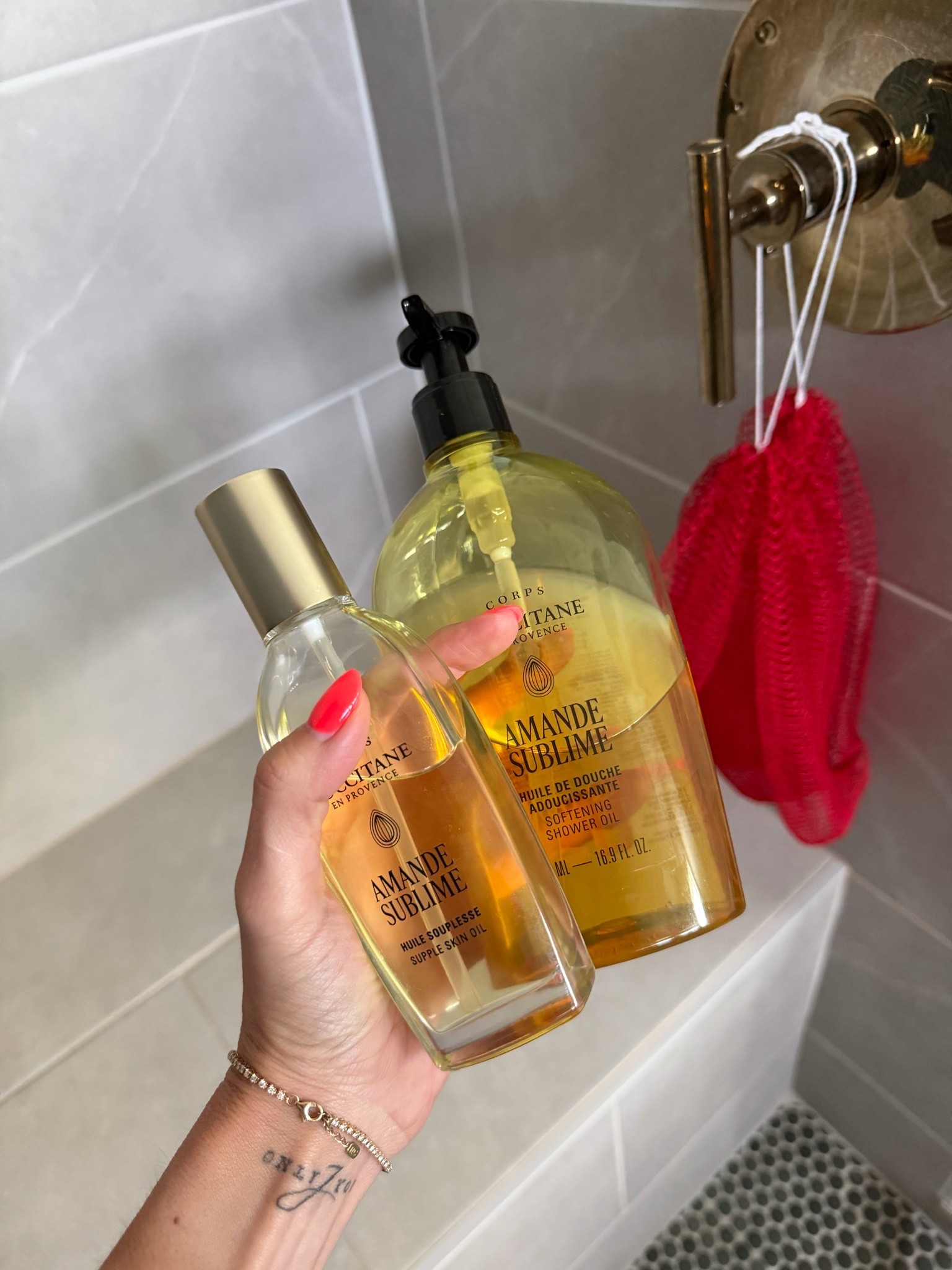 Soft skin recipe - authentic African net sponge, shower oil, and body oil ￼

#LTKgrwm #LTKOver40 #LTKBeauty