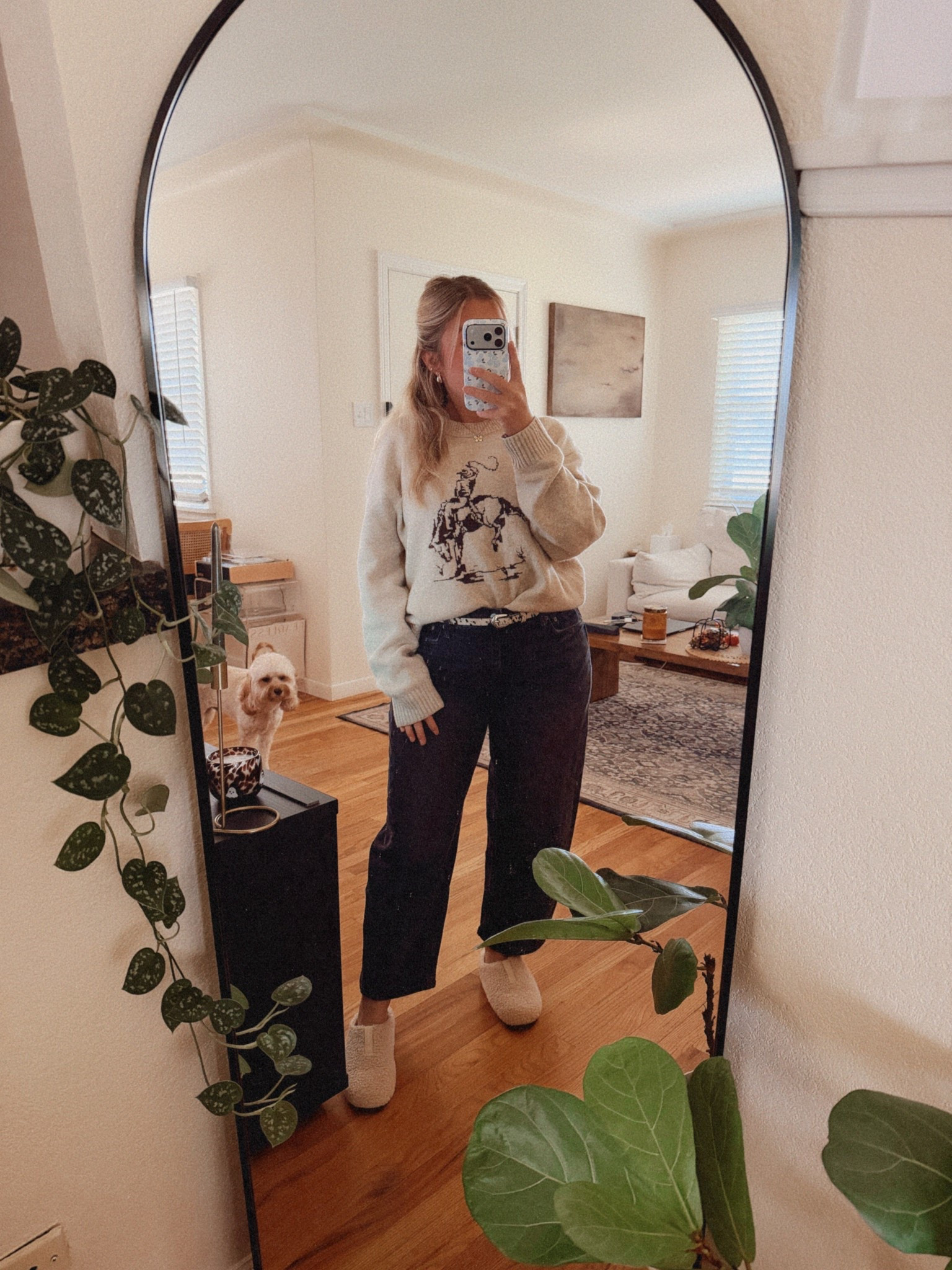 Western vibes only with the coziest slippers 🍂🐴🤠

#LTKPetite #LTKSeasonal