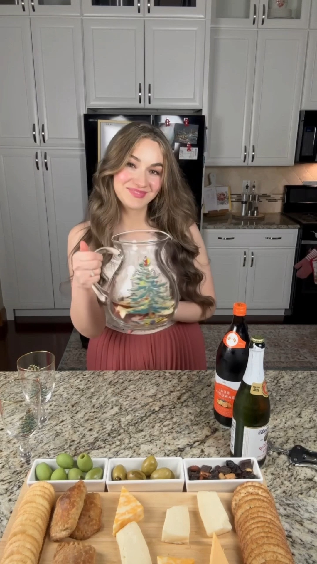 Christmas charcuterie board ideas 🎄✨
Festive charcuterie board and Christmas tree dishes perfect for holiday parties or holiday hosting at home ❤️
#holidayhosting


#LTKHome #LTKHoliday #LTKGiftGuide