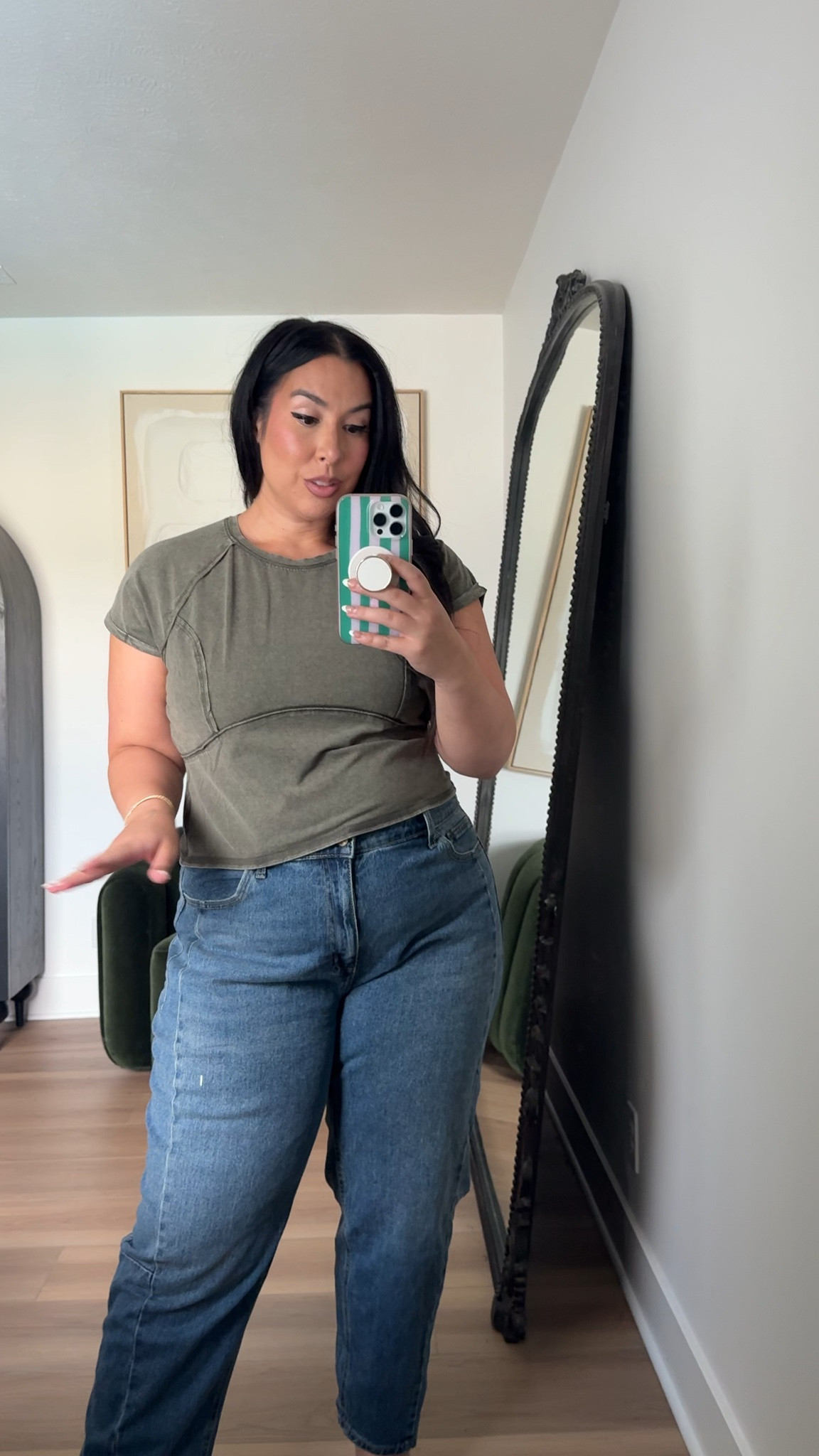 Love the seaming detail on this tee! Wearing a Xl in the top, size 16 in denim! 
walmart, walmart fashion, curvy, midsize, flare jeans 

 #LTKSeasonal #LTKMidsize