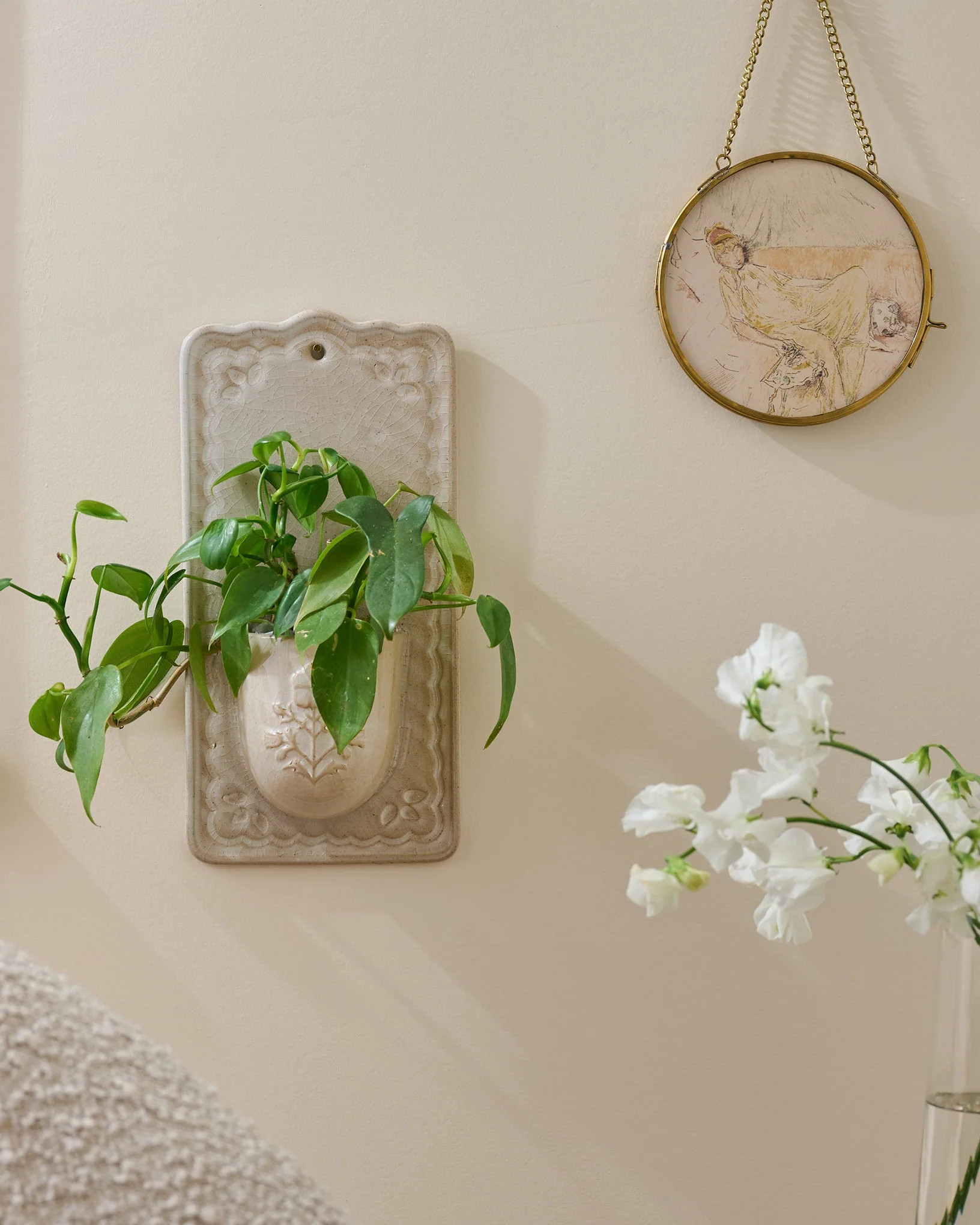 Maddison Debossed Floral Ceramic Wall Pocket | Magnolia