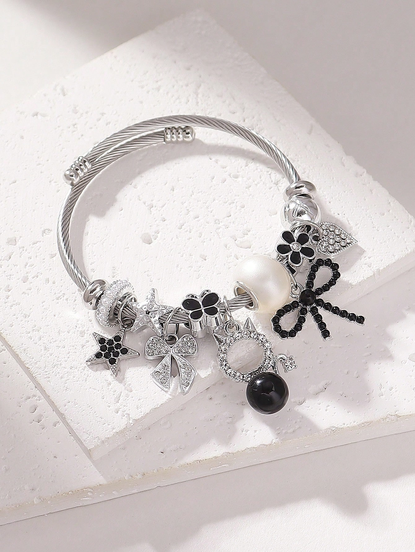 1pc Elegant Rhinestone & Faux Pearl Charming Cat Bow Beaded Pendant Stainless Steel Bracelet, Suitable For Women, Party & Festival Decorative Accessories, Valentine's Gift Valentines | SHEIN