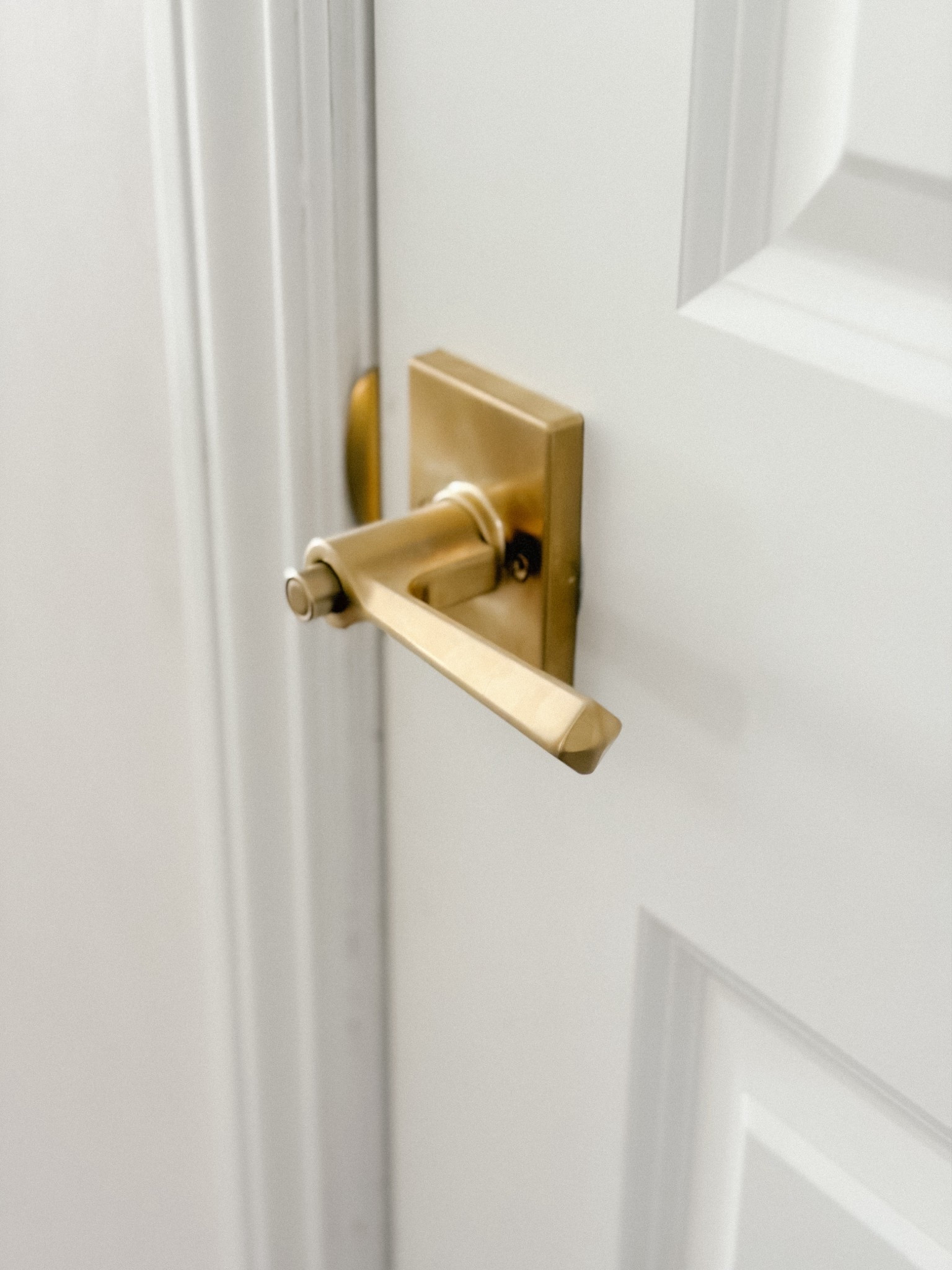 Love our new brass door handles! Brass door knob | affordable hardware | brass hardware 