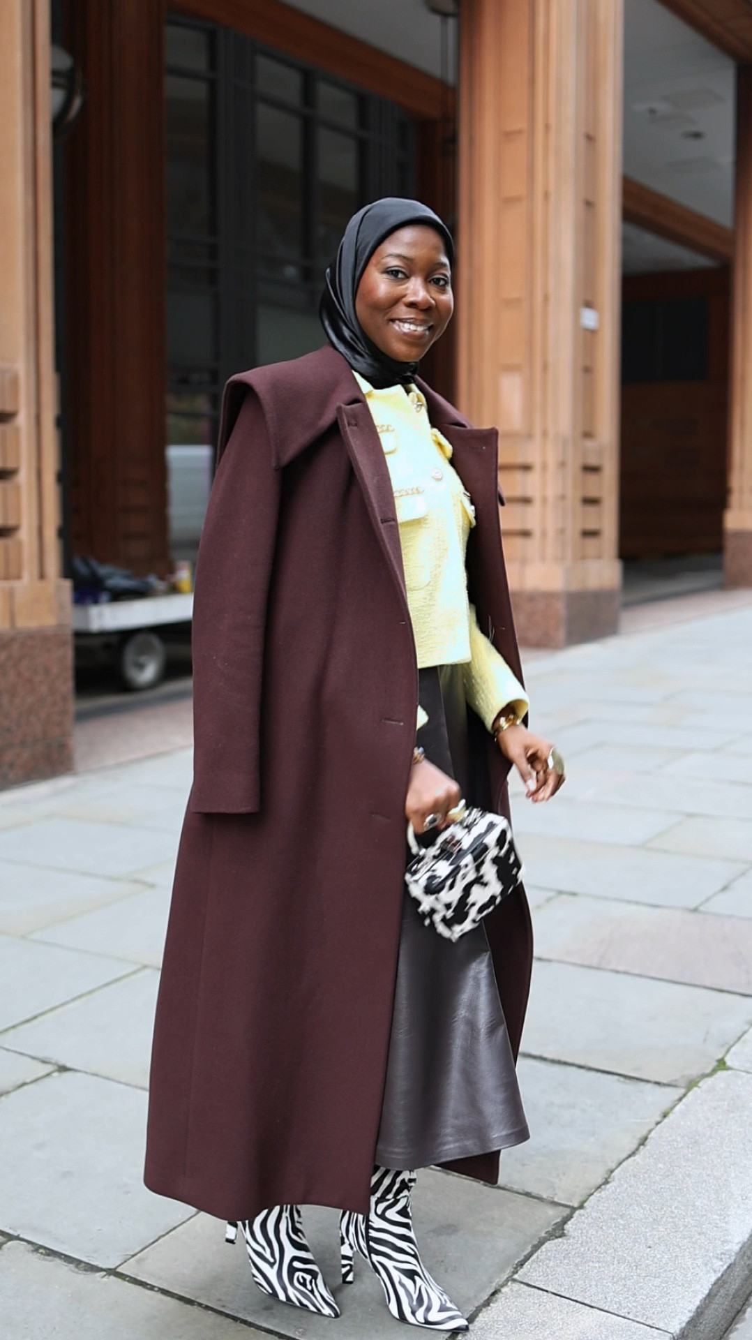 Fall fashion, brown coat, leather skirt, Autumn fashion

#LTKeurope #LTKstyletip #LTKautumn