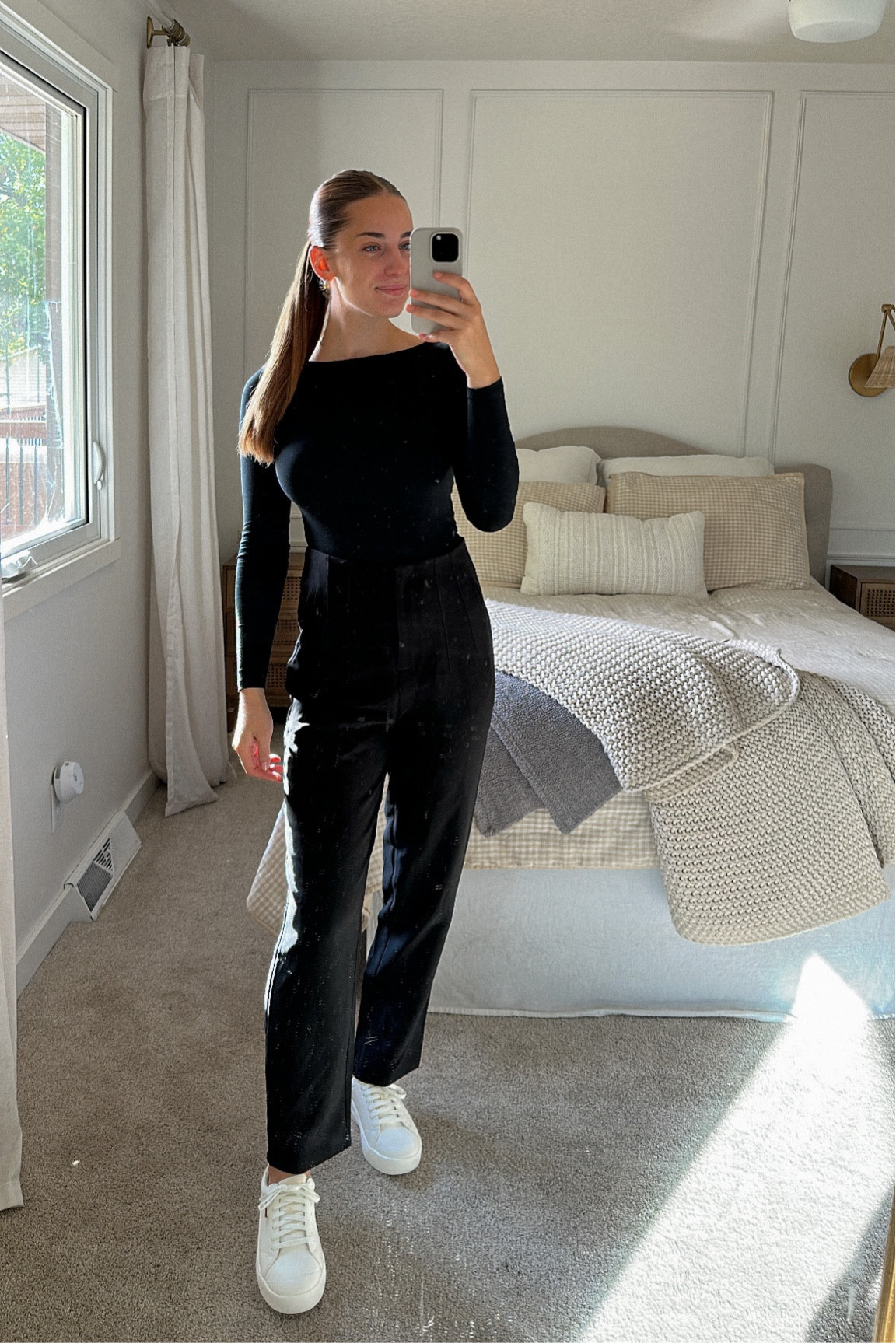 Wedding vendor fit 🖤 What I wear to work at a wedding! These white sneakers are a LIFESAVER  

#LTKwedding #LTKworkwear