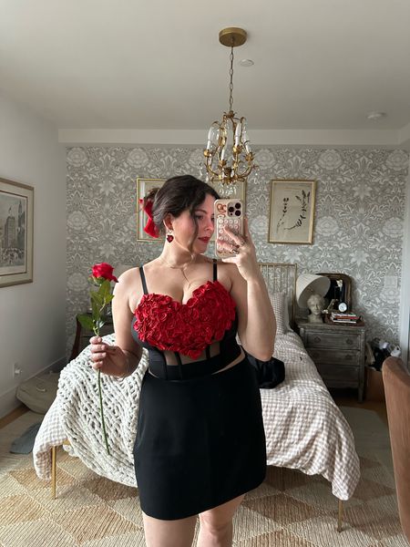 This corset is perfection!!! I love the rose detailing on it in a shape of heart! It’s perfect for Valentine’s Day! 

#LTKmidsize #LTKstyletip #LTKMostLoved