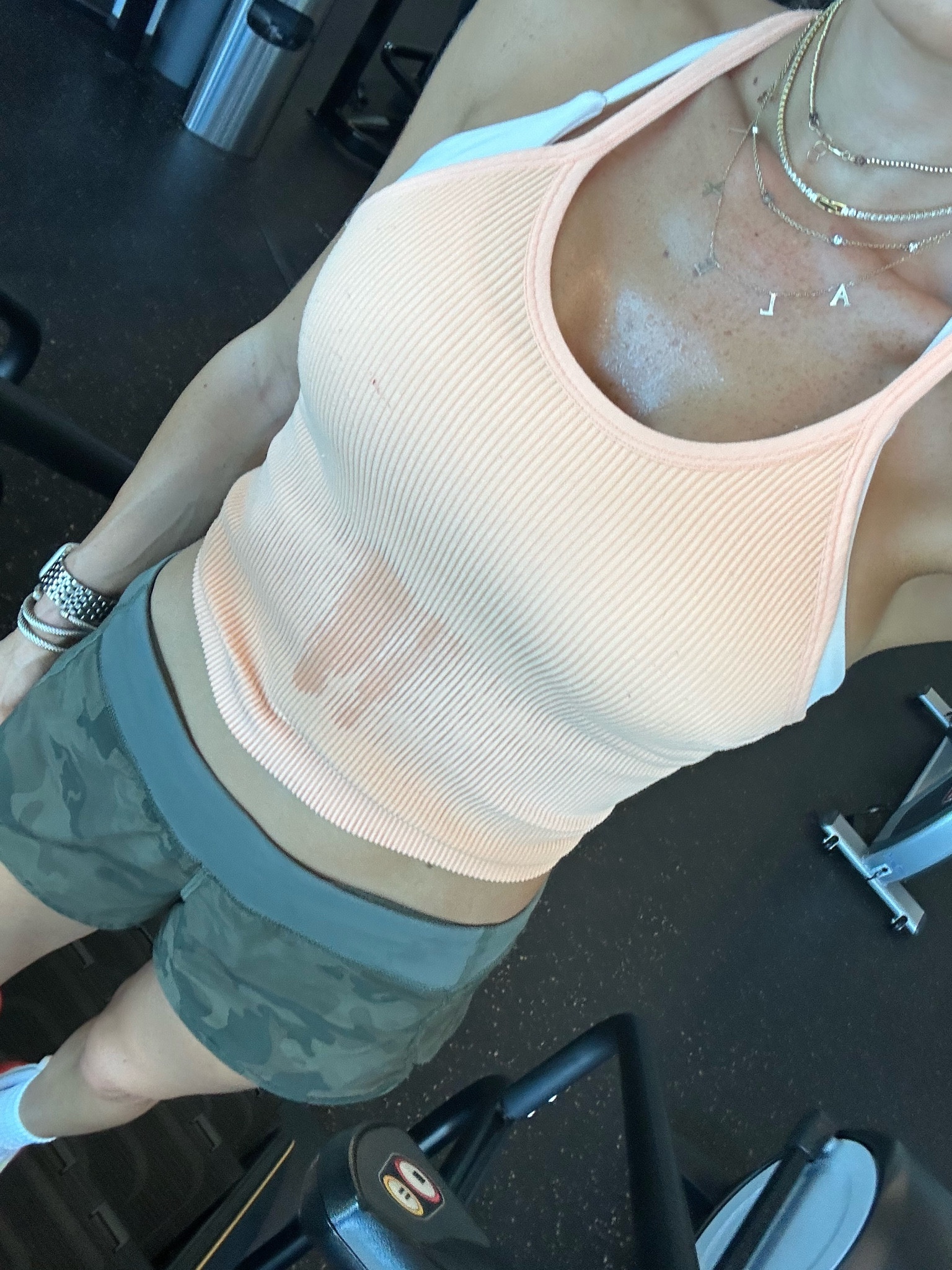 Orange tank amazon size Xs comes in a pack of 3 free people dupe 

#LTKfitness #LTKfindsunder50