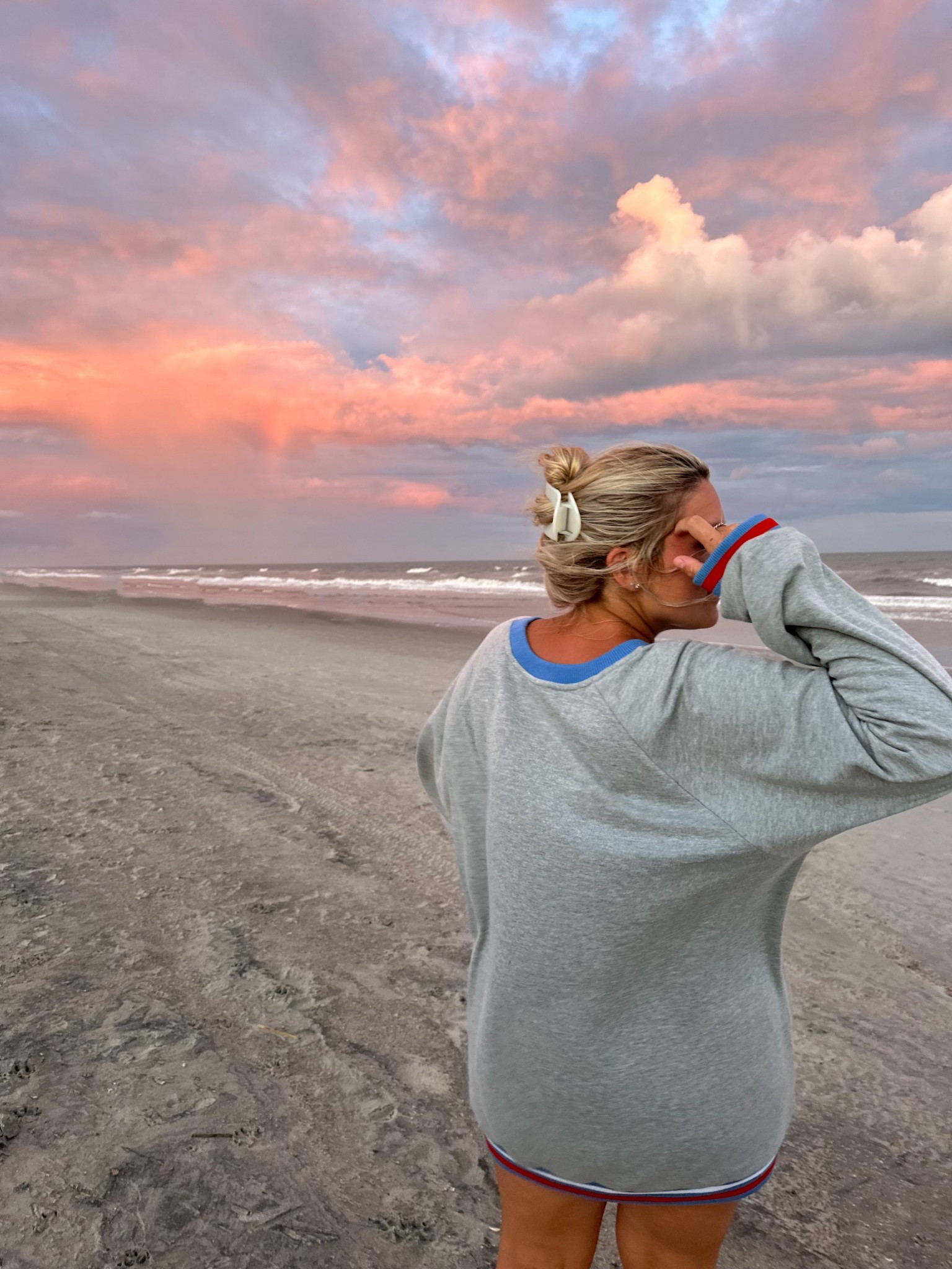 Teleties clip on Amazon! My new favorite hair clip 

#LTKBeauty #LTKSaleAlert #LTKStyleTip